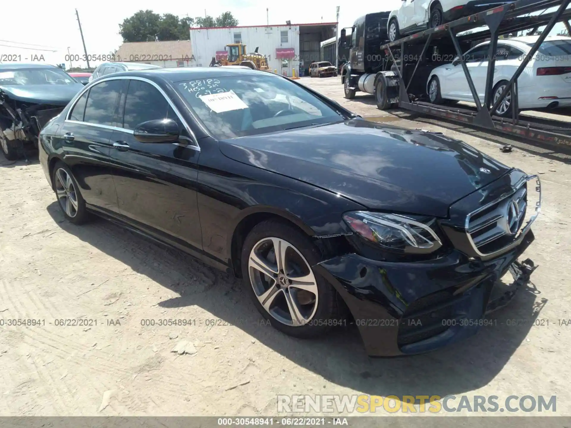 1 Photograph of a damaged car W1KZF8EB5LA835319 MERCEDES-BENZ E-CLASS 2020