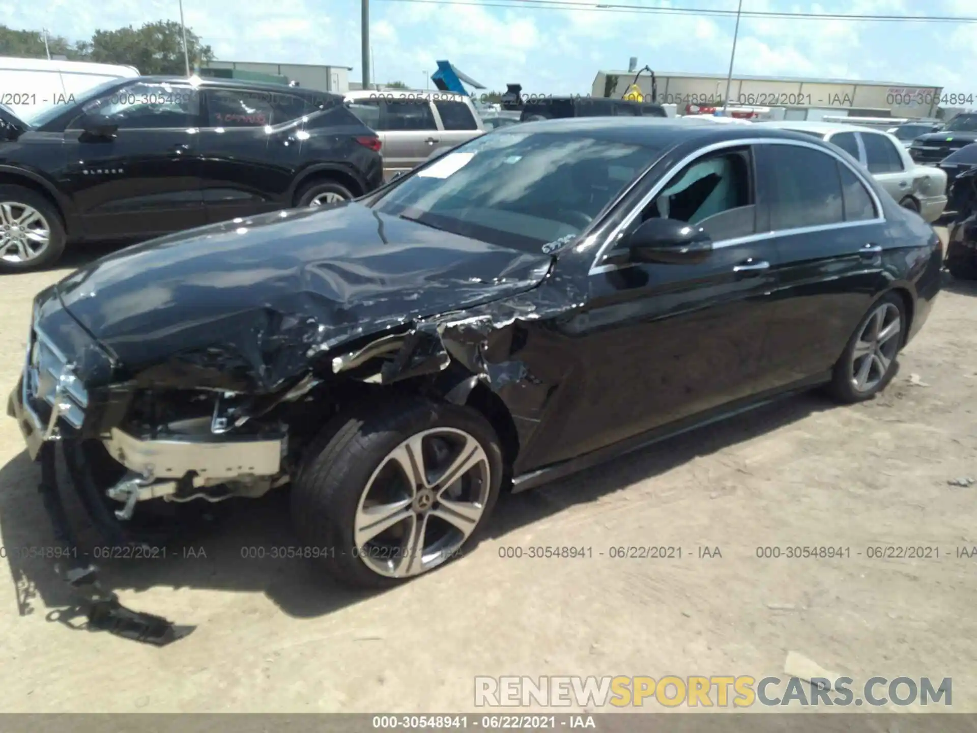 2 Photograph of a damaged car W1KZF8EB5LA835319 MERCEDES-BENZ E-CLASS 2020