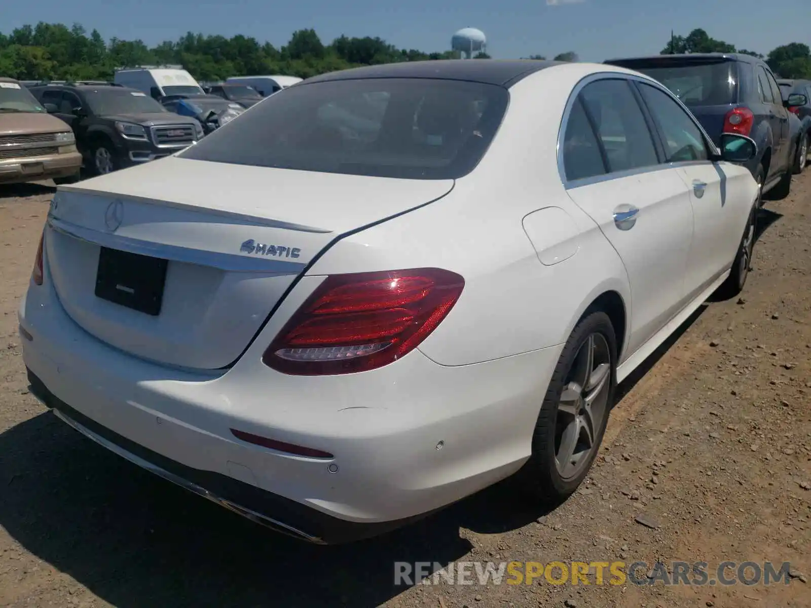 4 Photograph of a damaged car W1KZF8EB6LA830811 MERCEDES-BENZ E-CLASS 2020