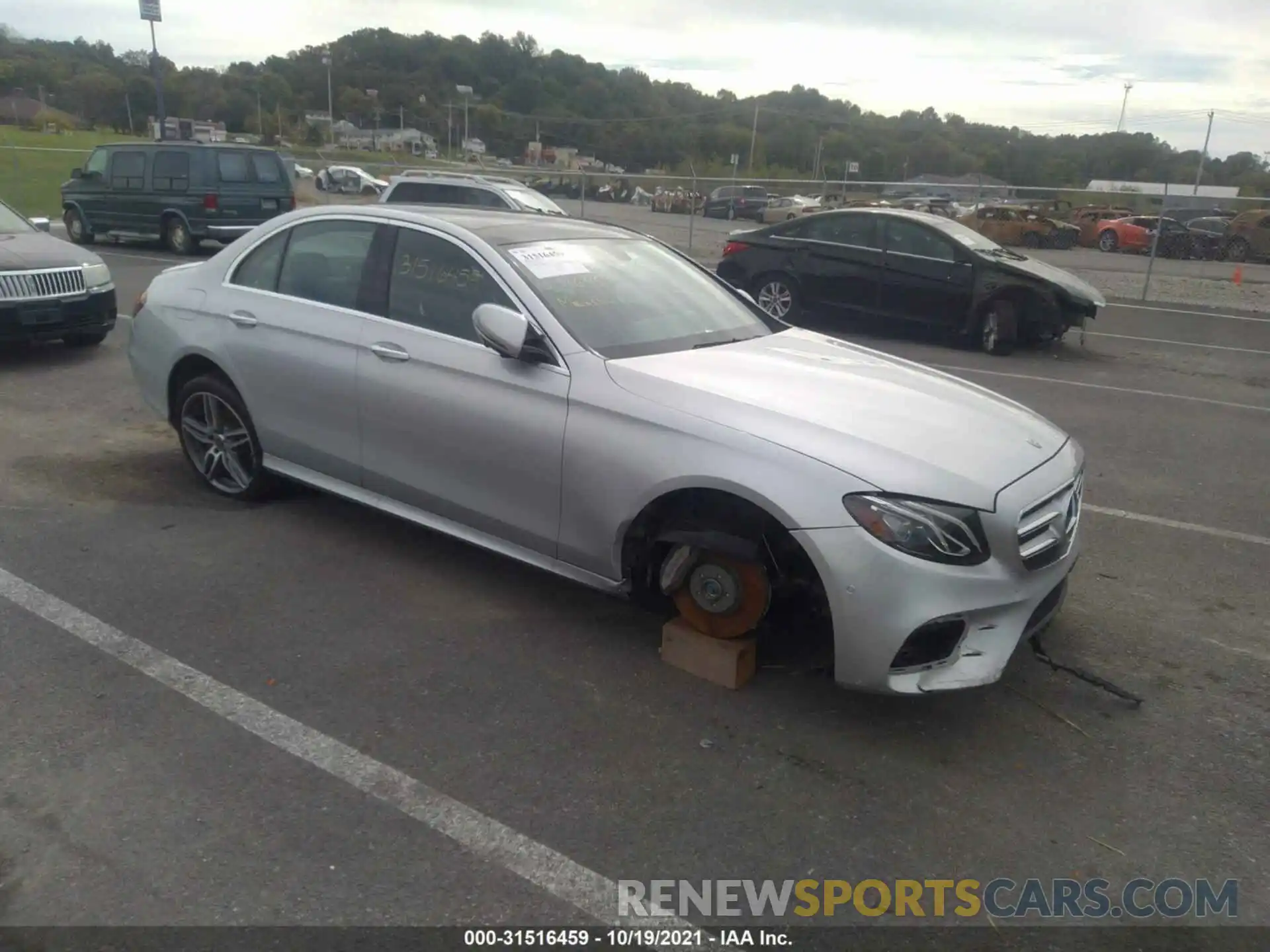 1 Photograph of a damaged car W1KZF8EB8LA822967 MERCEDES-BENZ E-CLASS 2020