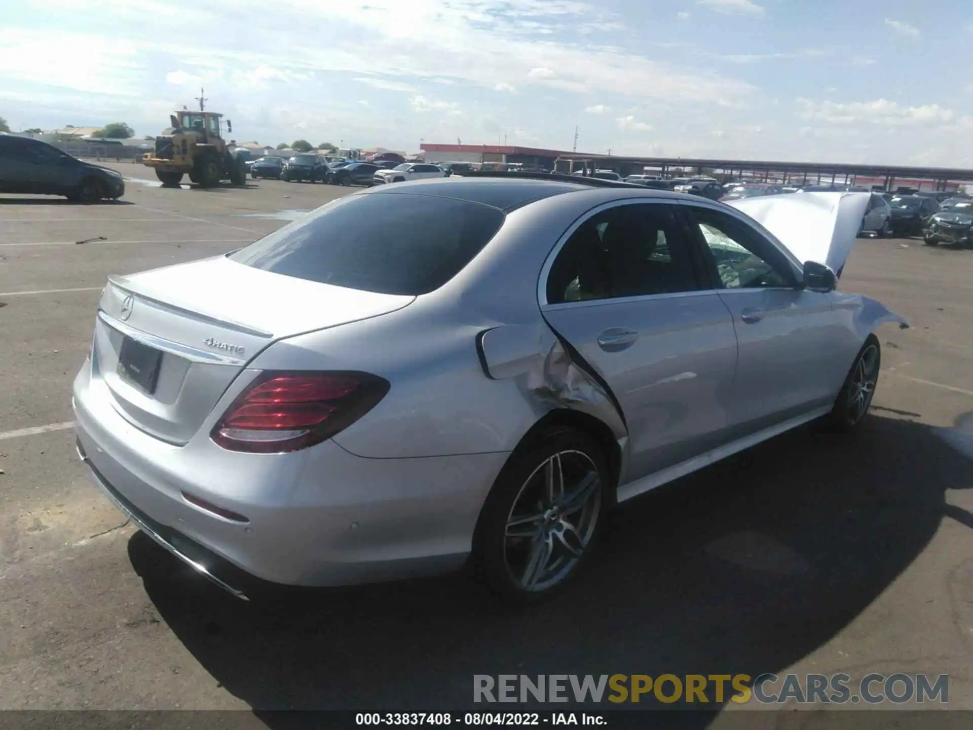 4 Photograph of a damaged car W1KZF8EB8LA830325 MERCEDES-BENZ E-CLASS 2020