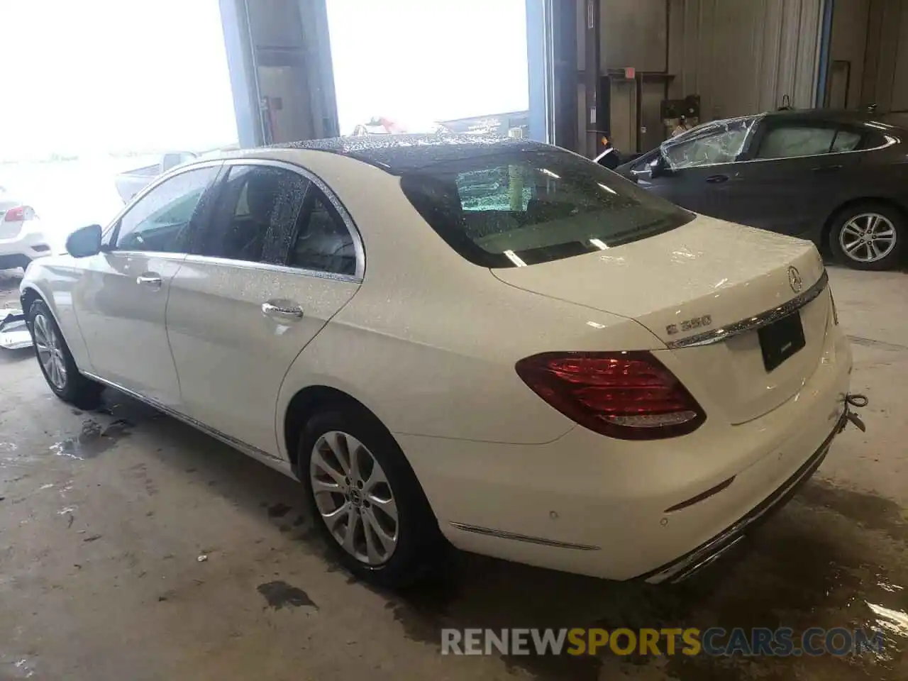 3 Photograph of a damaged car W1KZF8EBXLA832304 MERCEDES-BENZ E-CLASS 2020