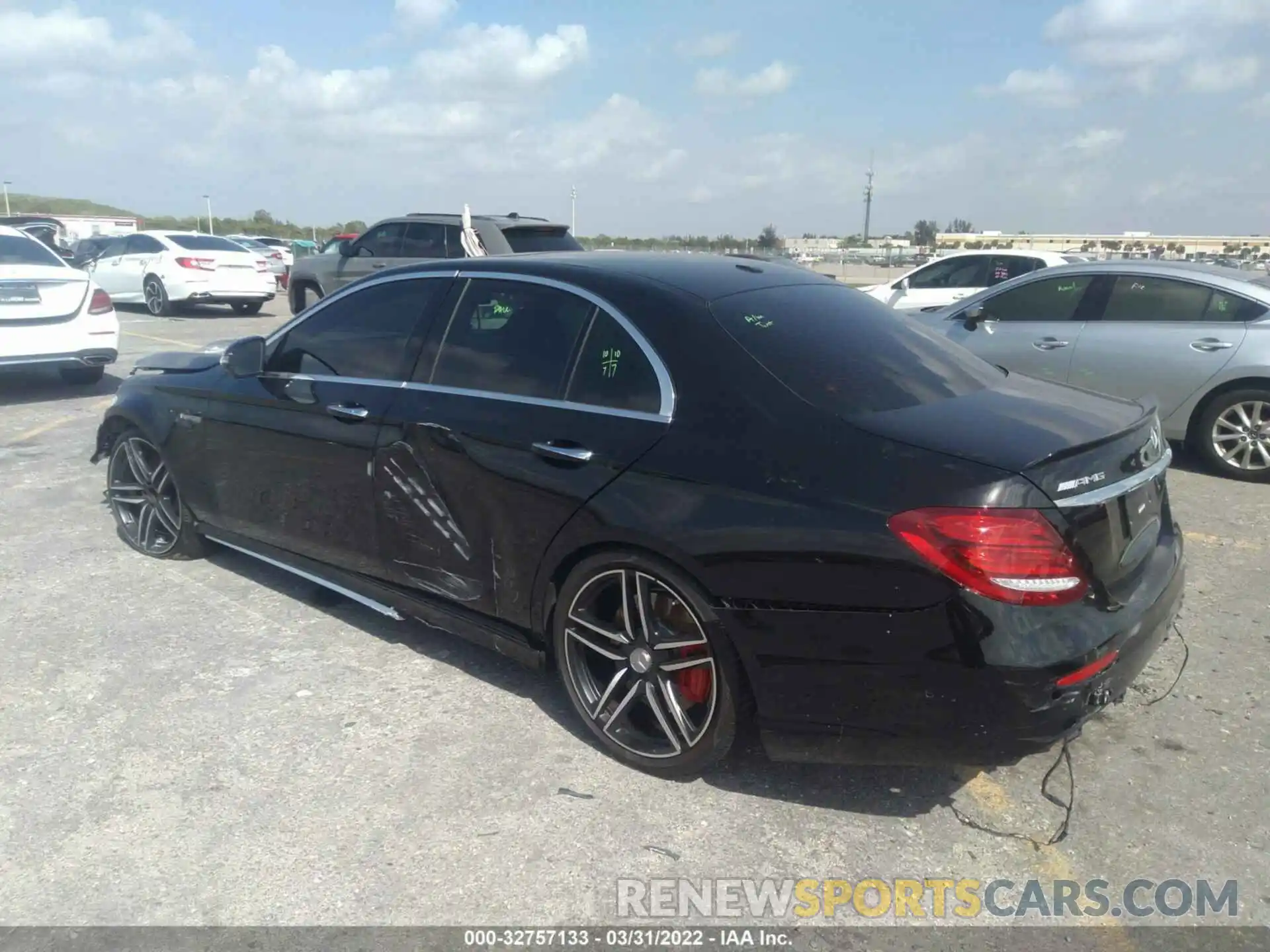 3 Photograph of a damaged car W1KZF8KB2LA761412 MERCEDES-BENZ E-CLASS 2020