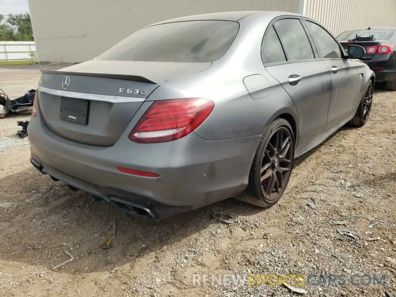 4 Photograph of a damaged car W1KZF8KB6LA810059 MERCEDES-BENZ E-CLASS 2020