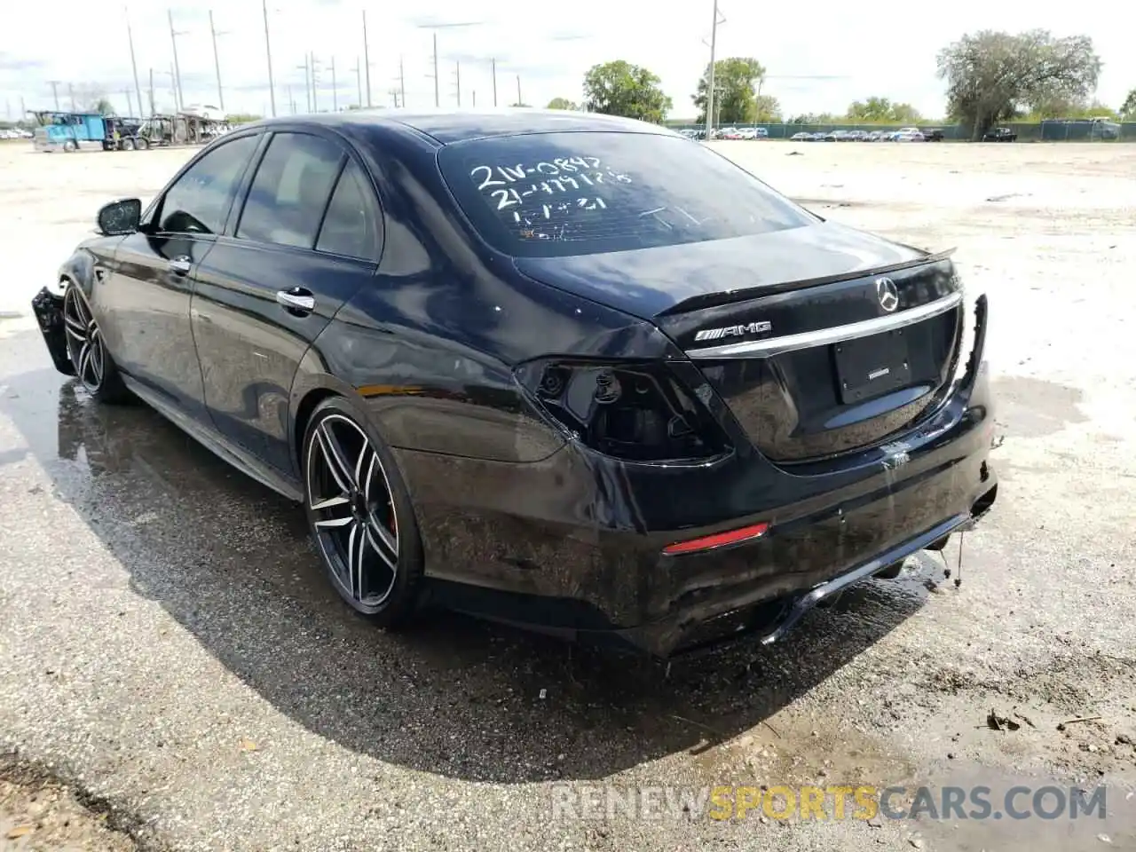 3 Photograph of a damaged car W1KZF8KB9LA763206 MERCEDES-BENZ E-CLASS 2020