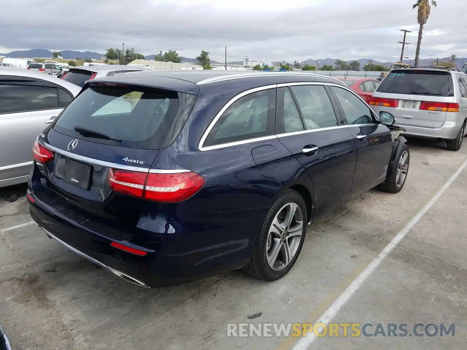 4 Photograph of a damaged car W1KZH6JB5LA805189 MERCEDES-BENZ E CLASS 2020