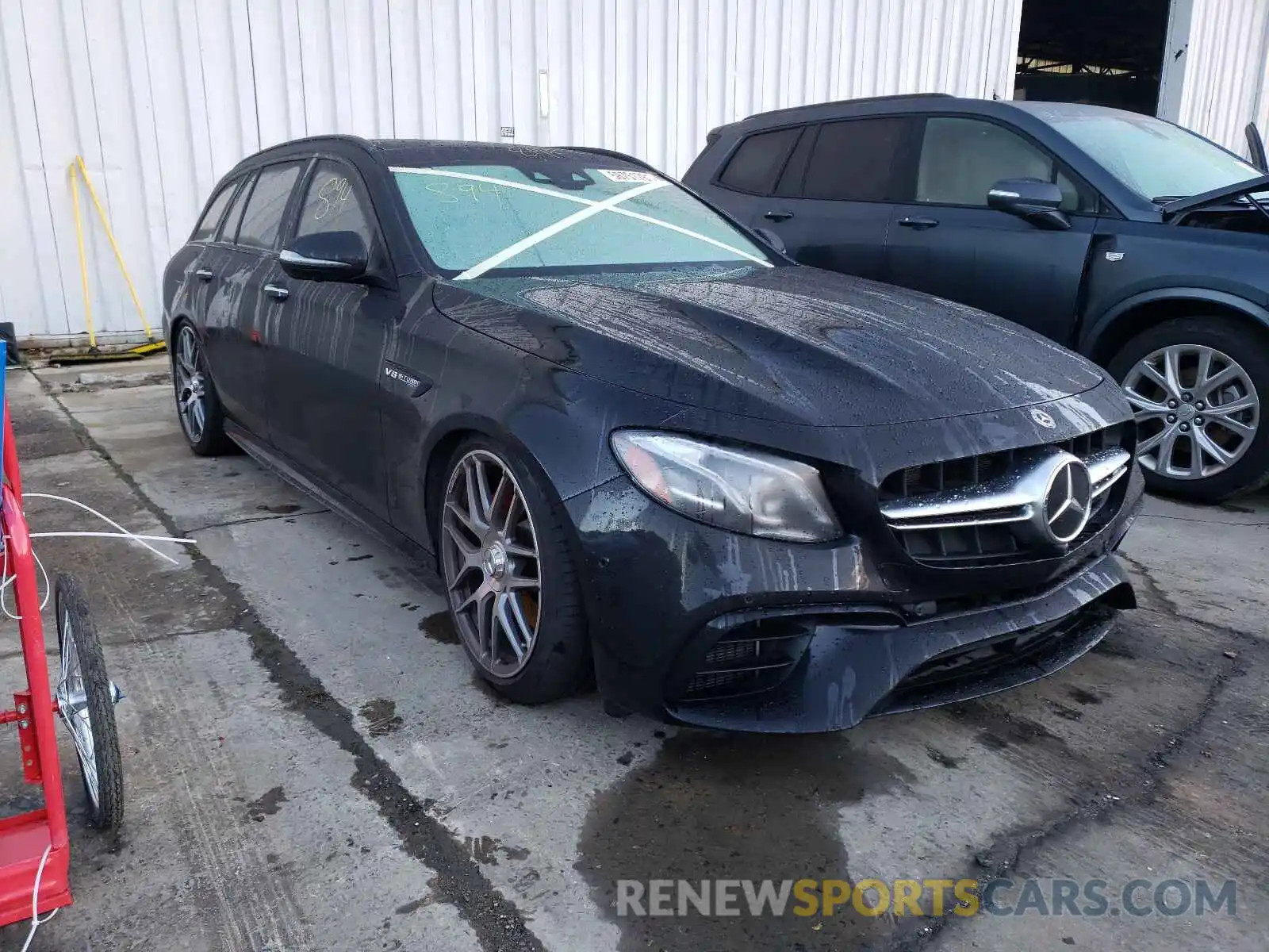 1 Photograph of a damaged car W1KZH8KB9LA805738 MERCEDES-BENZ E-CLASS 2020