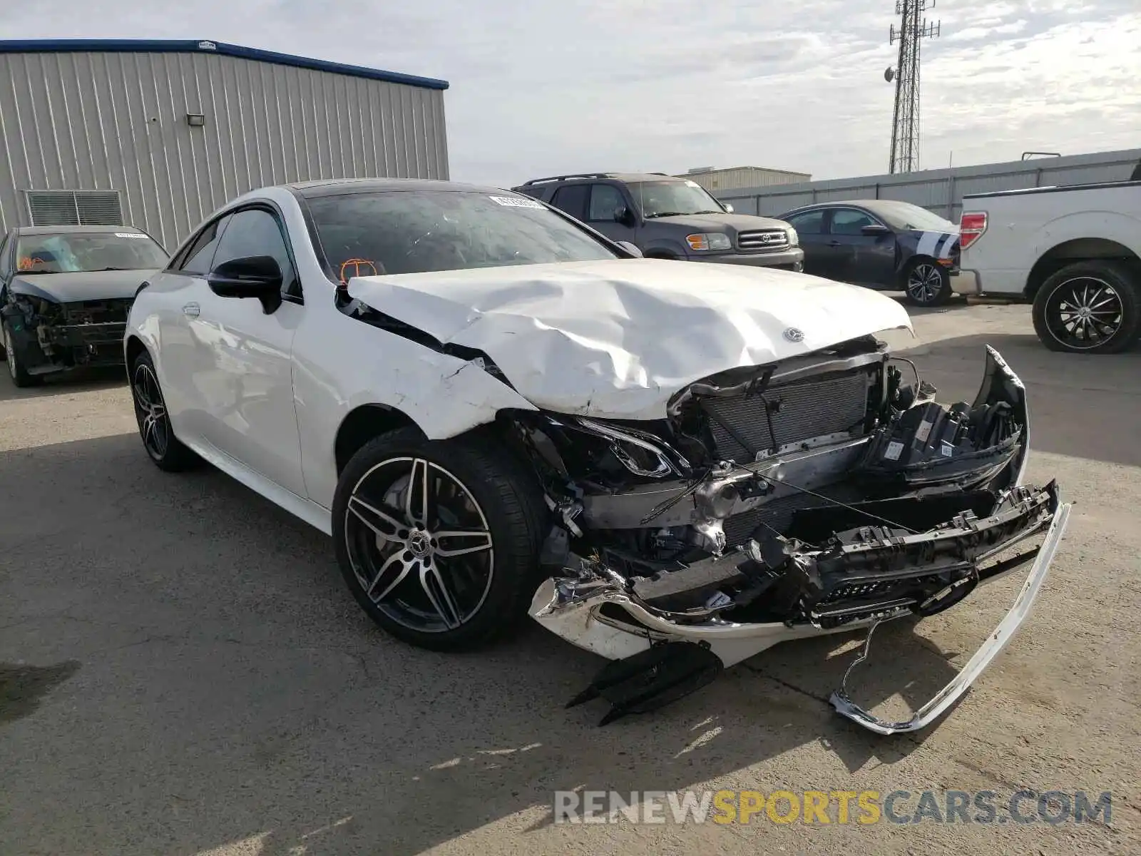 1 Photograph of a damaged car WDD1J6HB1LF123615 MERCEDES-BENZ E CLASS 2020