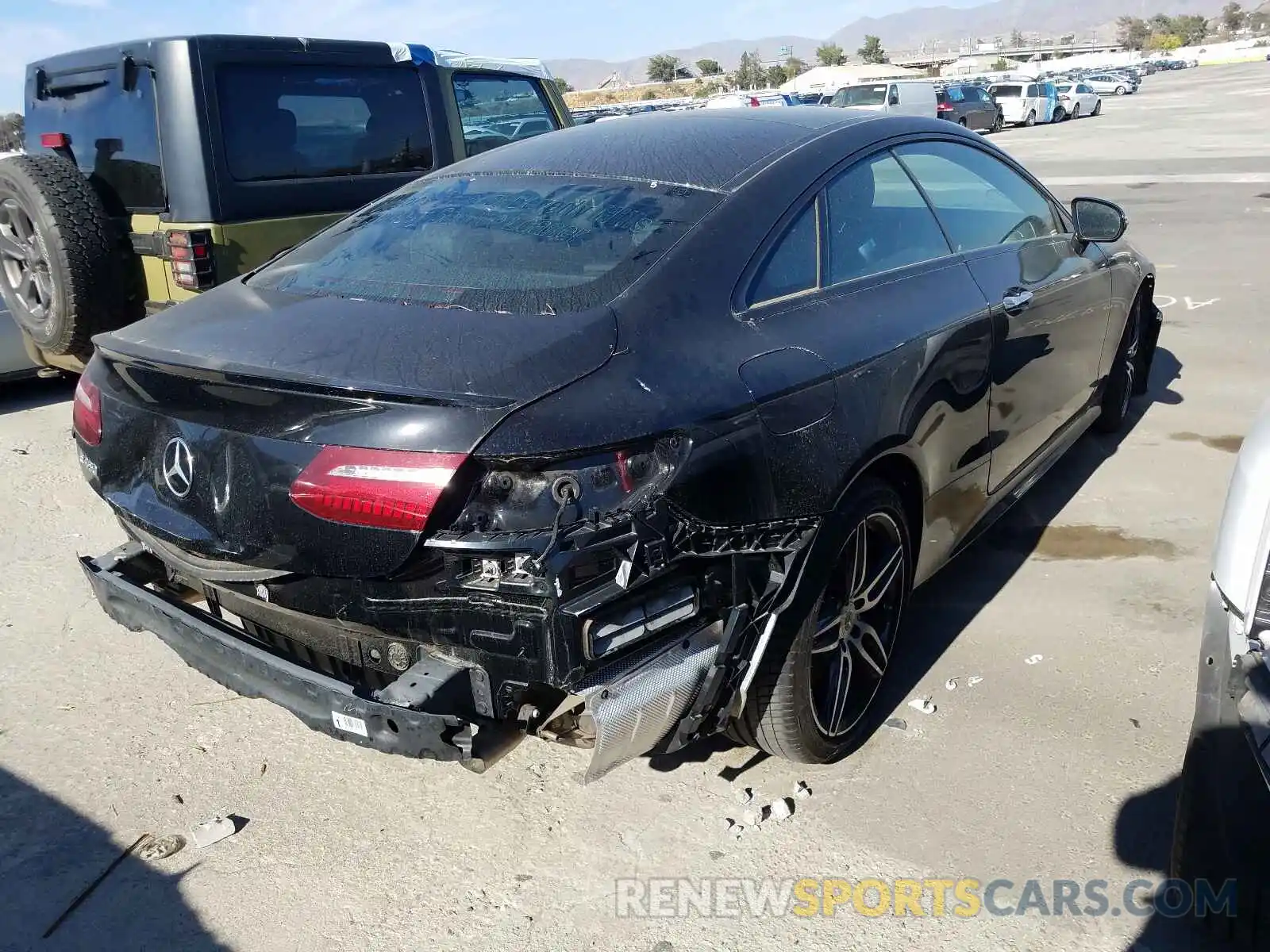 4 Photograph of a damaged car WDD1J6HB5LF125433 MERCEDES-BENZ E-CLASS 2020