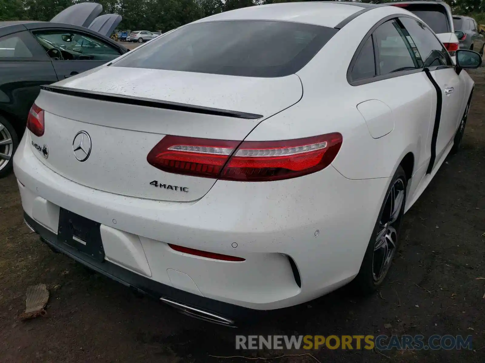 4 Photograph of a damaged car WDD1J6JB1LF127514 MERCEDES-BENZ E-CLASS 2020