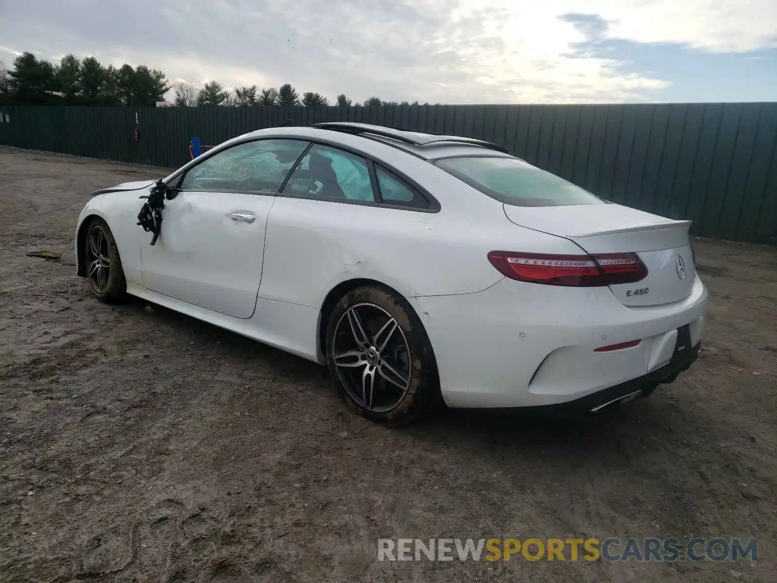 3 Photograph of a damaged car WDD1J6JB2LF124573 MERCEDES-BENZ E CLASS 2020