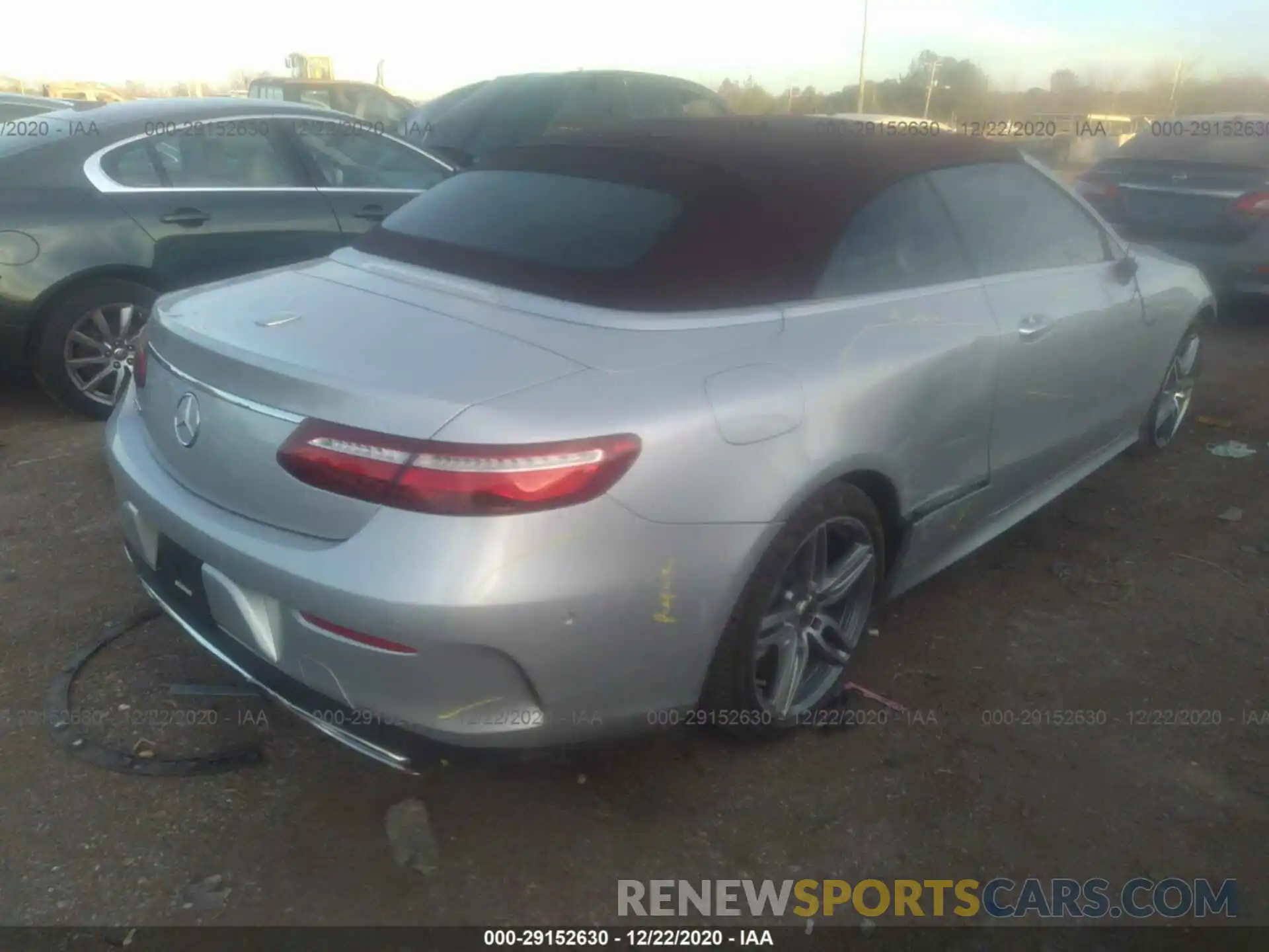 4 Photograph of a damaged car WDD1K6HB0LF122792 MERCEDES-BENZ E-CLASS 2020