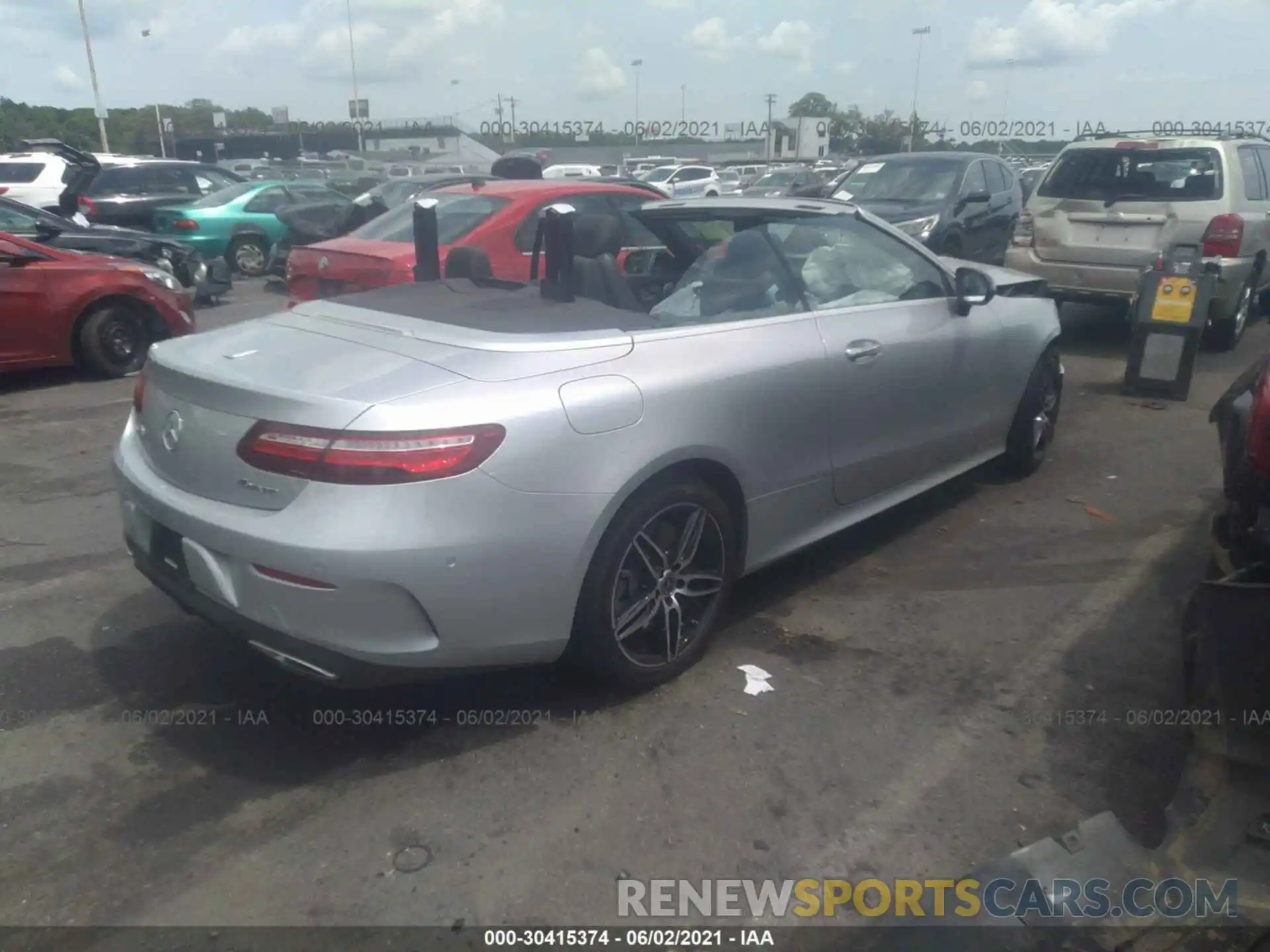 4 Photograph of a damaged car WDD1K6JB1LF125971 MERCEDES-BENZ E-CLASS 2020