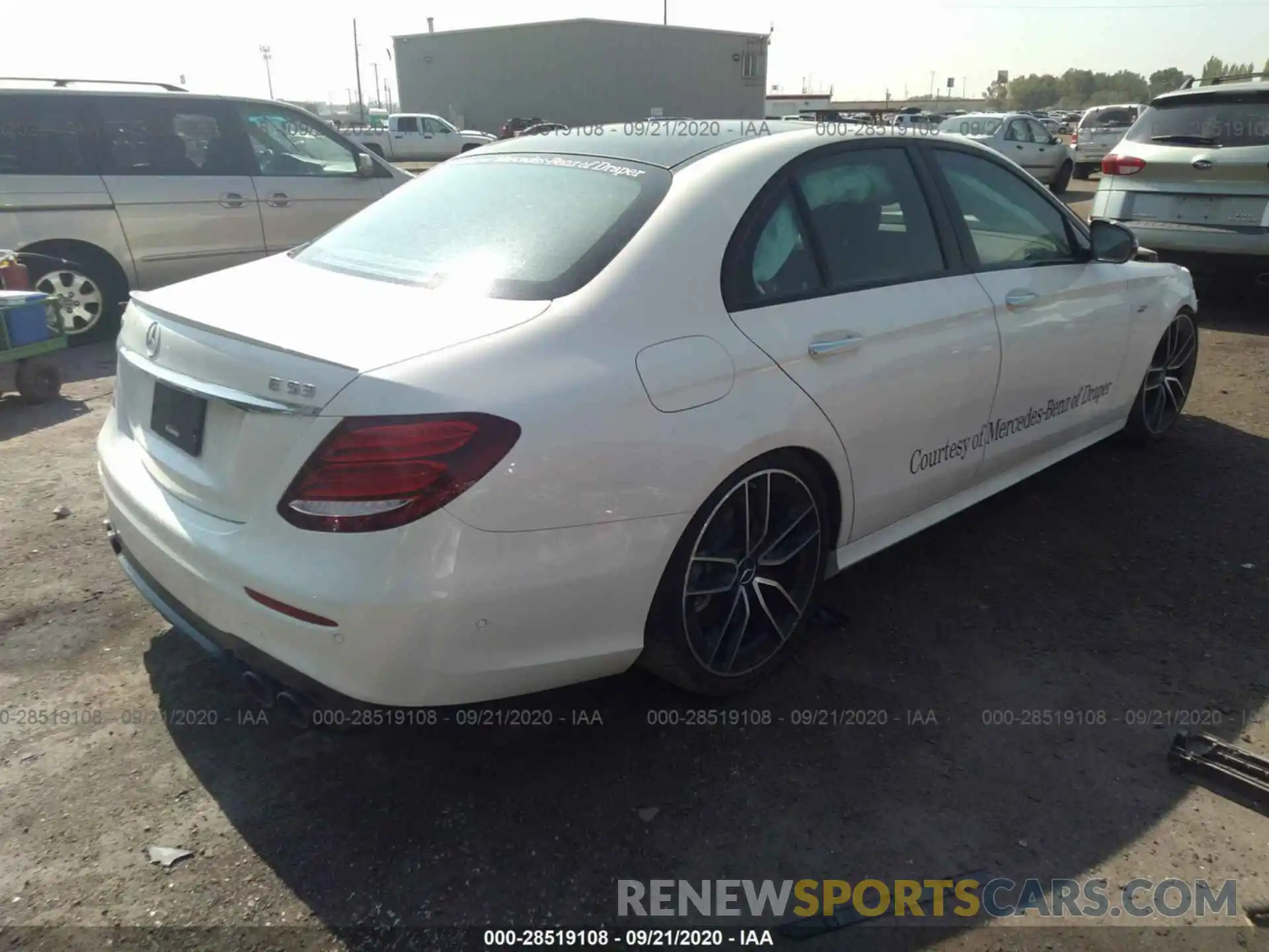 4 Photograph of a damaged car WDDZF6BB2LA716524 MERCEDES-BENZ E-CLASS 2020