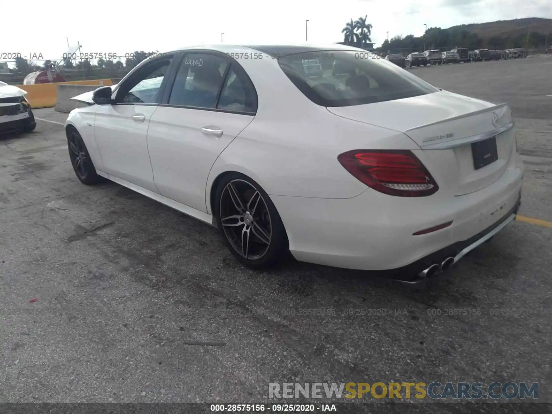 3 Photograph of a damaged car WDDZF6BB5LA743247 MERCEDES-BENZ E-CLASS 2020