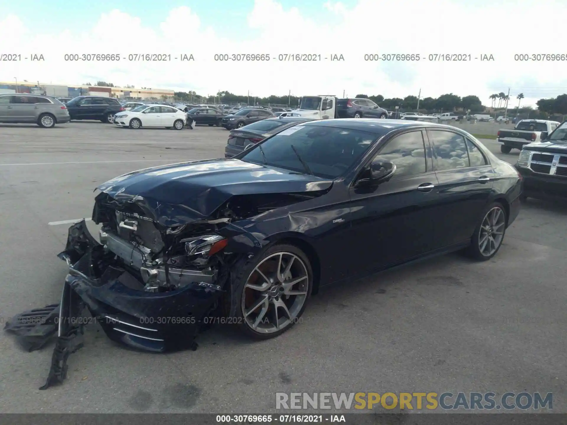 2 Photograph of a damaged car WDDZF6BB7LA719189 MERCEDES-BENZ E-CLASS 2020