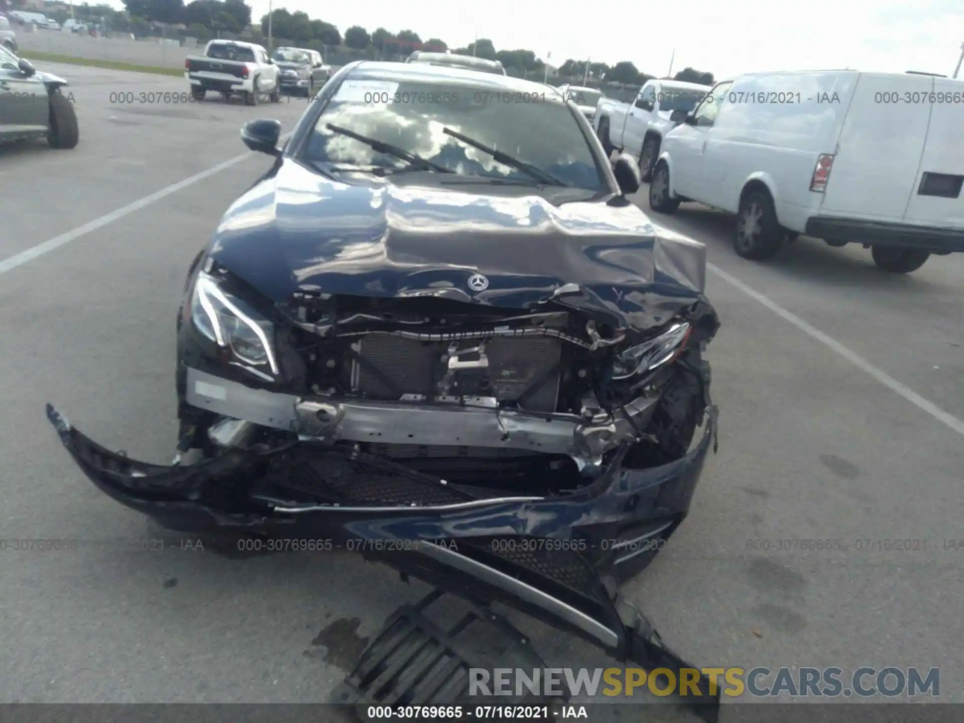 6 Photograph of a damaged car WDDZF6BB7LA719189 MERCEDES-BENZ E-CLASS 2020