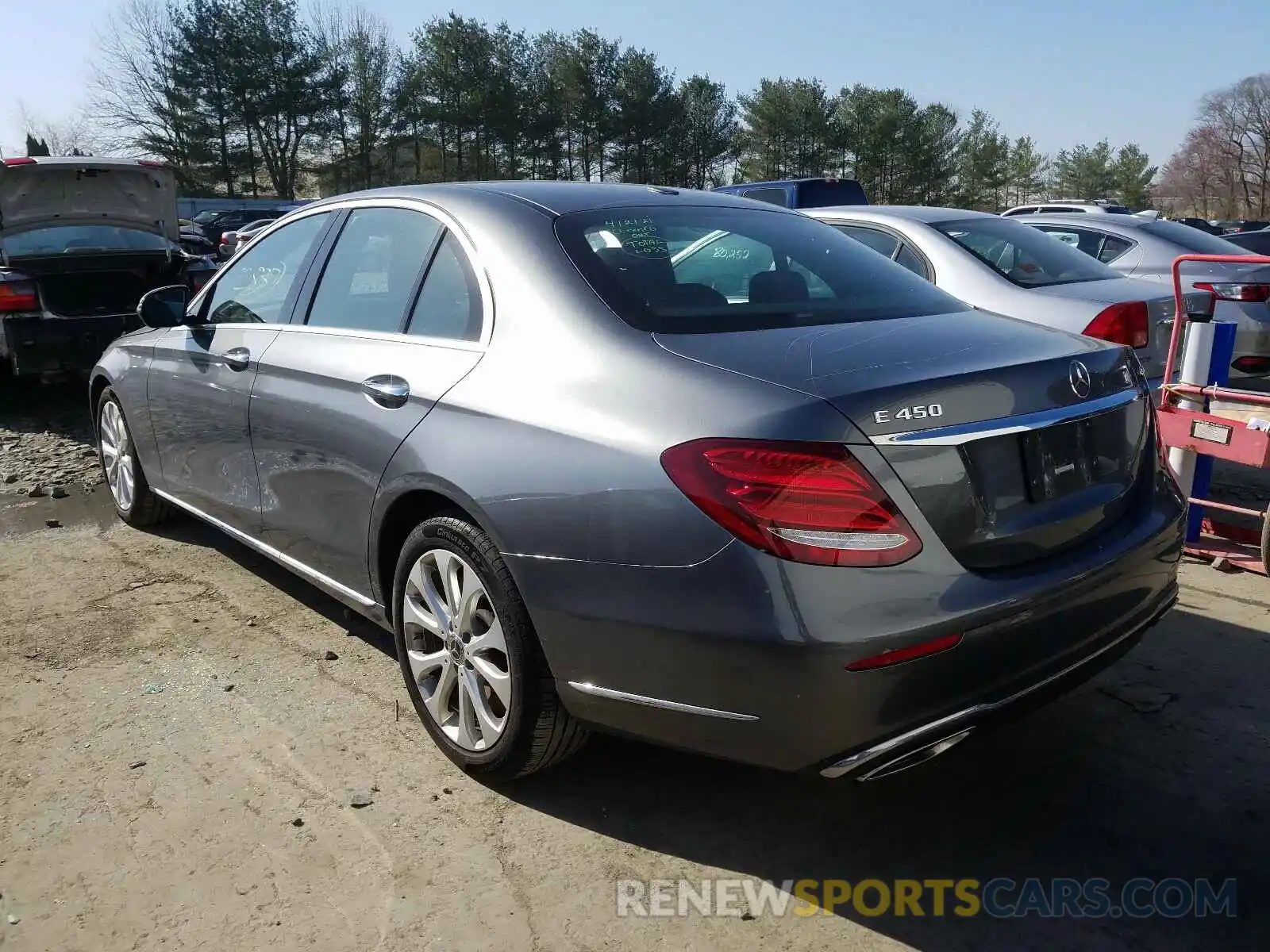 3 Photograph of a damaged car WDDZF6JB1LA707735 MERCEDES-BENZ E CLASS 2020