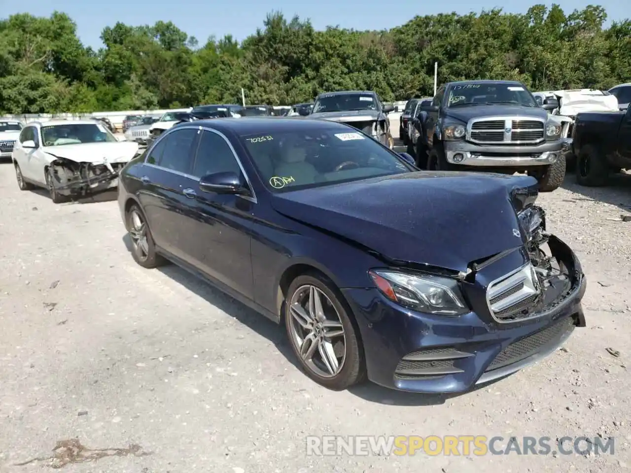 1 Photograph of a damaged car WDDZF6JB4LA702531 MERCEDES-BENZ E-CLASS 2020