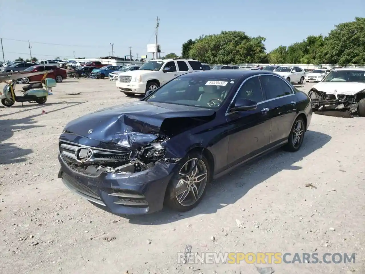 2 Photograph of a damaged car WDDZF6JB4LA702531 MERCEDES-BENZ E-CLASS 2020