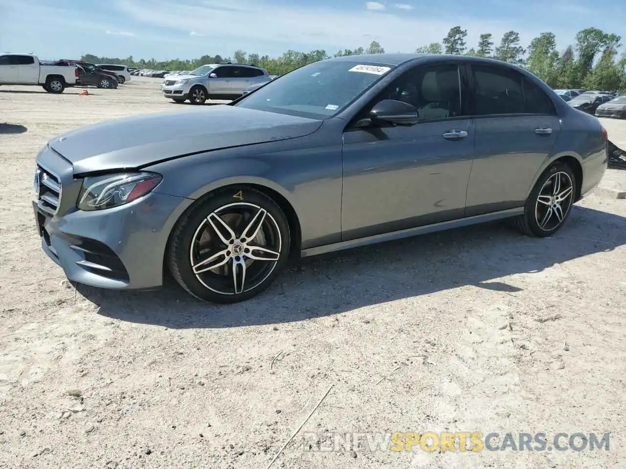 1 Photograph of a damaged car WDDZF6JB5LA698960 MERCEDES-BENZ E-CLASS 2020