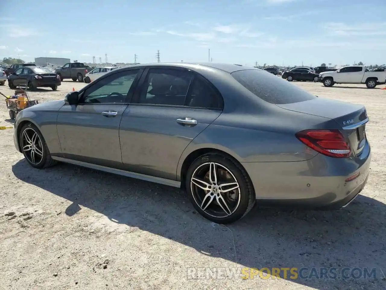 2 Photograph of a damaged car WDDZF6JB5LA698960 MERCEDES-BENZ E-CLASS 2020