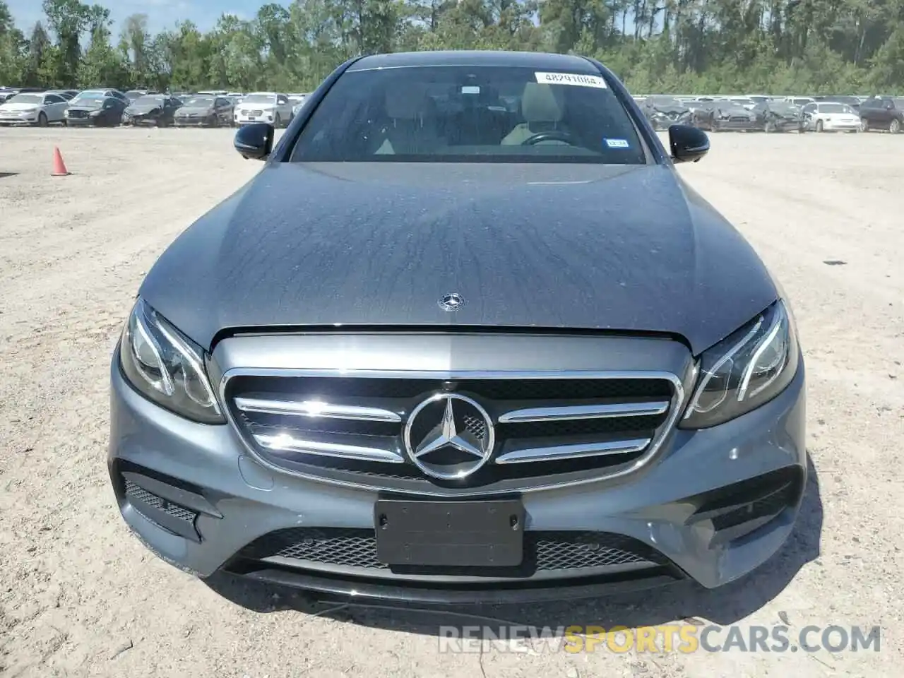 5 Photograph of a damaged car WDDZF6JB5LA698960 MERCEDES-BENZ E-CLASS 2020