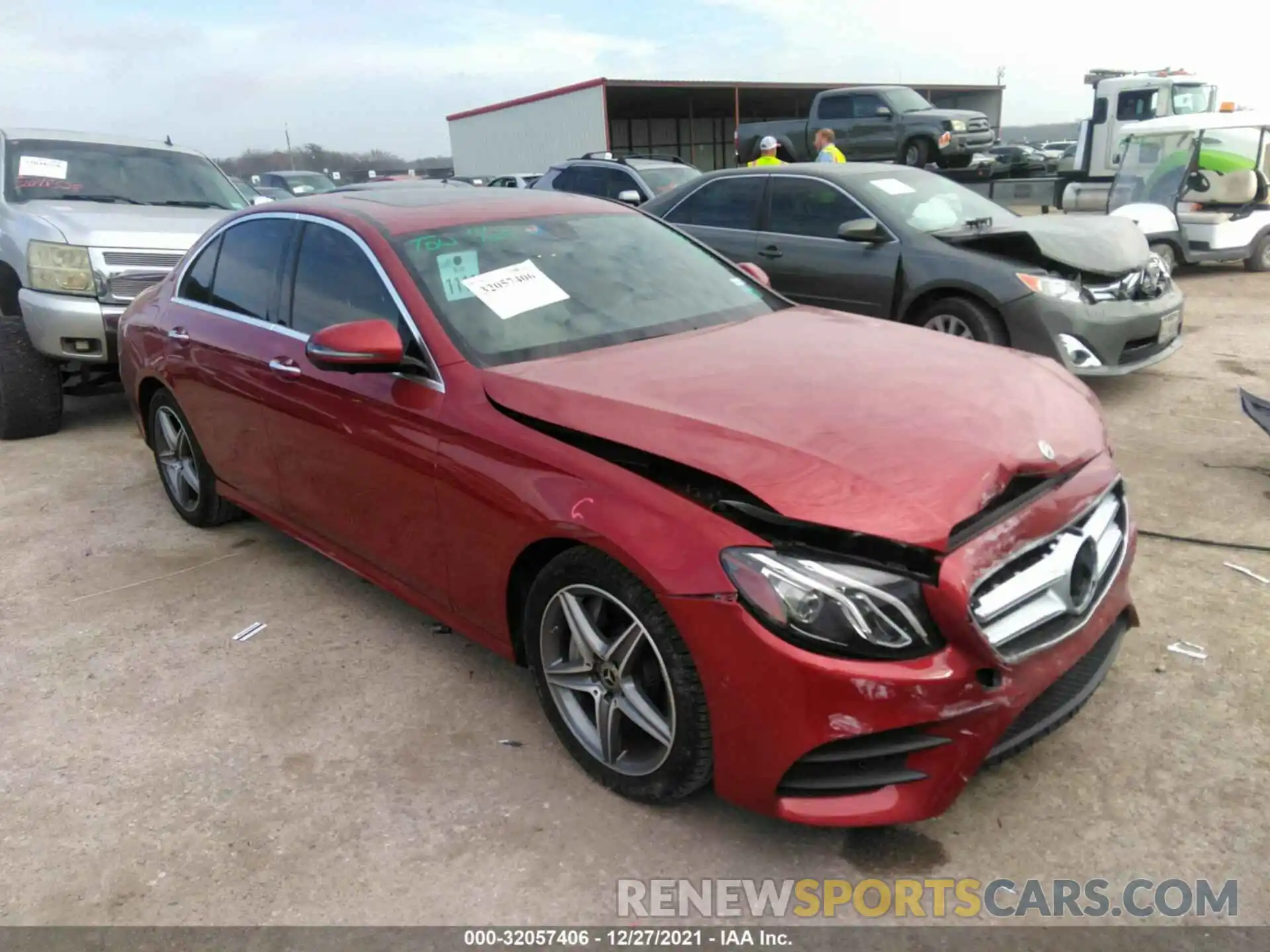 1 Photograph of a damaged car WDDZF6JB7LA706914 MERCEDES-BENZ E-CLASS 2020