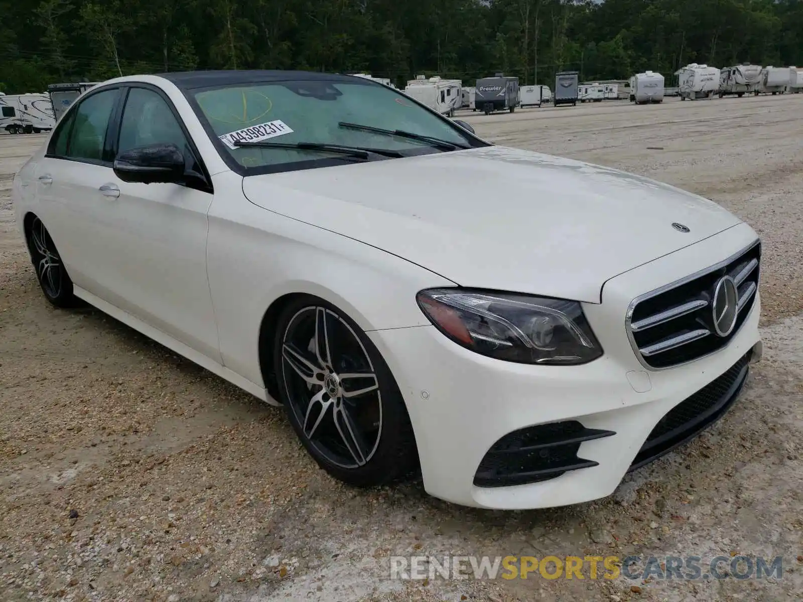 1 Photograph of a damaged car WDDZF6JB8LA748217 MERCEDES-BENZ E-CLASS 2020