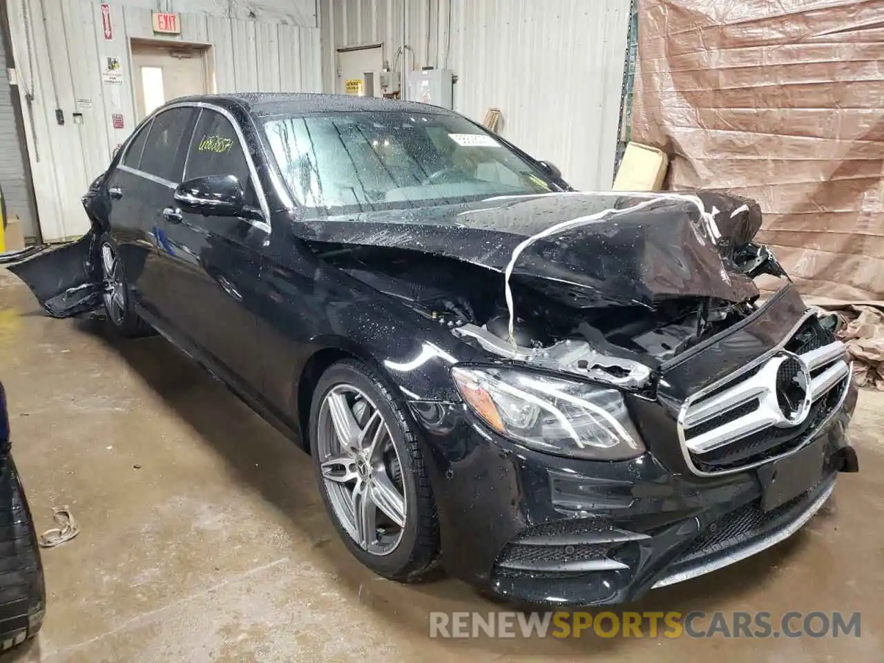 1 Photograph of a damaged car WDDZF6JB9LA732933 MERCEDES-BENZ E-CLASS 2020