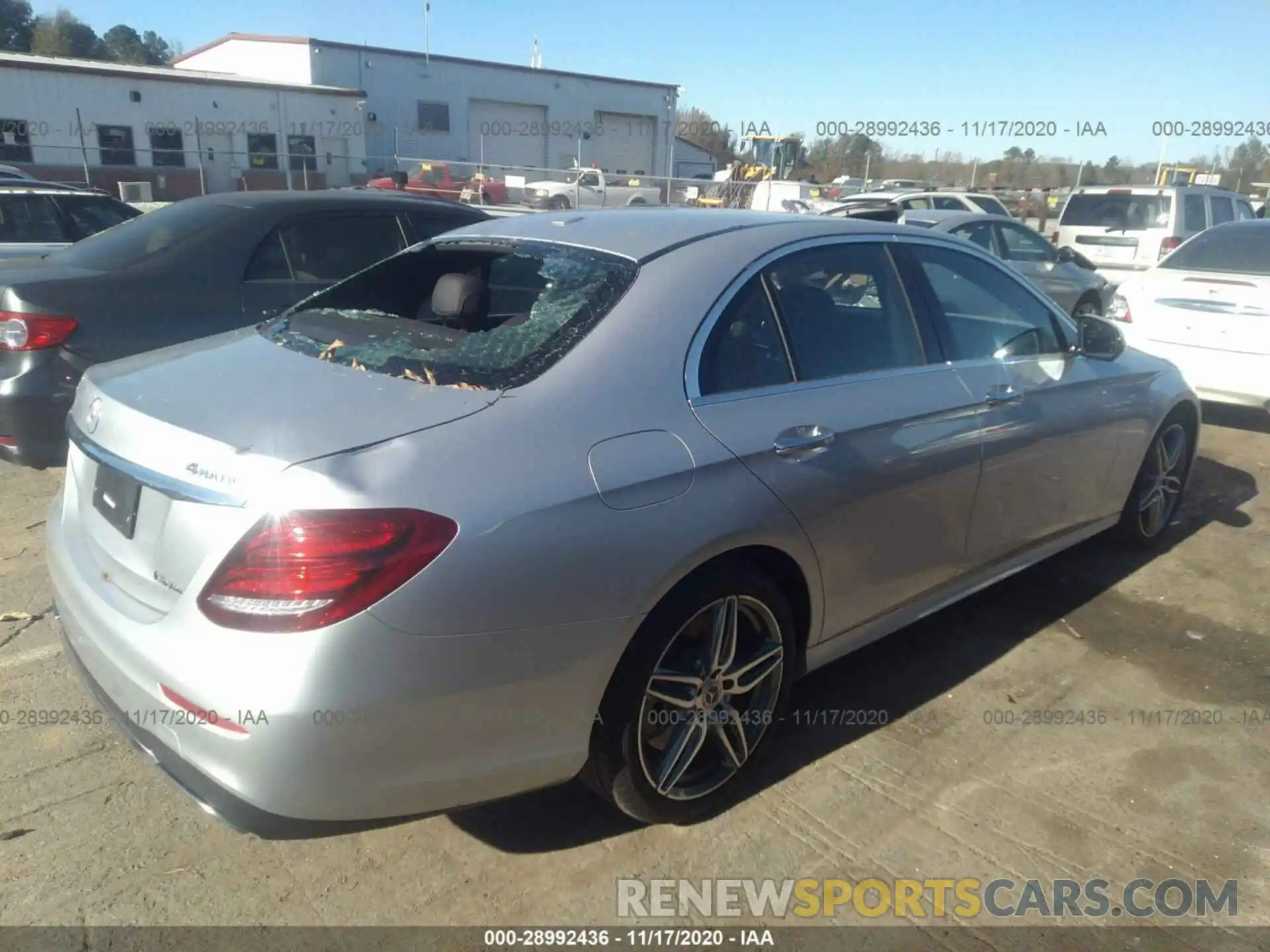 4 Photograph of a damaged car WDDZF6JB9LA734858 MERCEDES-BENZ E-CLASS 2020