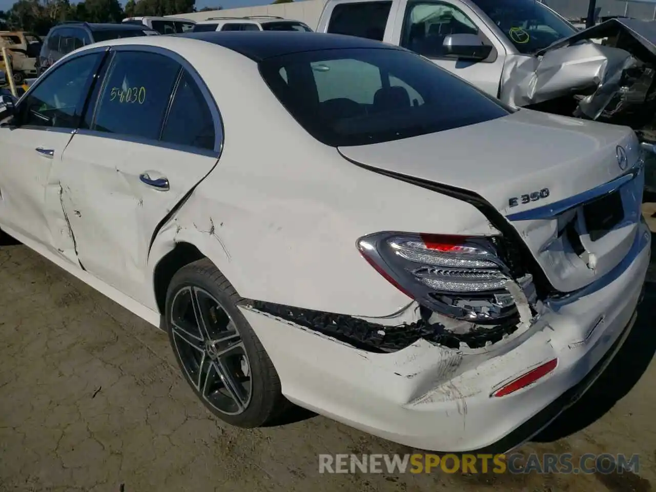 9 Photograph of a damaged car WDDZF8DB0LA721715 MERCEDES-BENZ E-CLASS 2020