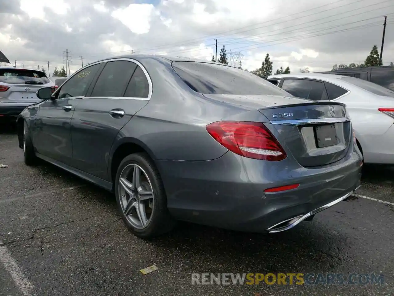 3 Photograph of a damaged car WDDZF8DB0LA732617 MERCEDES-BENZ E-CLASS 2020