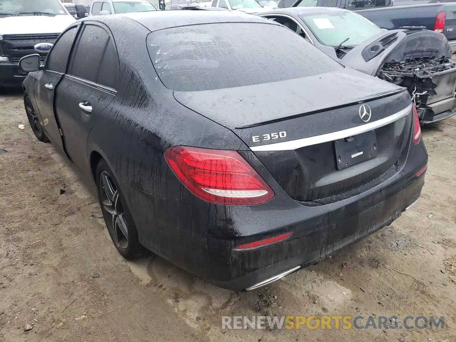 3 Photograph of a damaged car WDDZF8DB0LA752561 MERCEDES-BENZ E-CLASS 2020