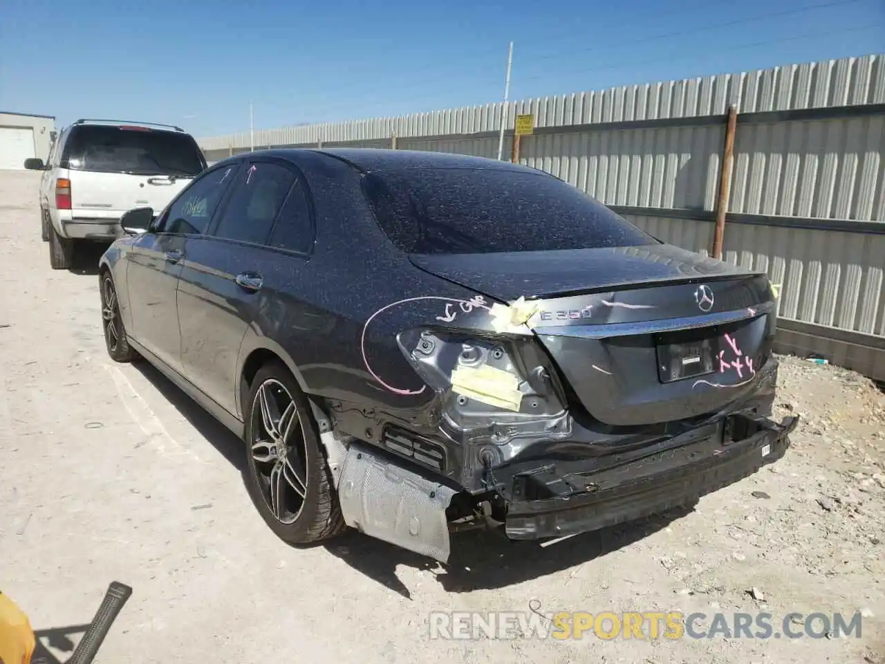 3 Photograph of a damaged car WDDZF8DB2LA711686 MERCEDES-BENZ E-CLASS 2020