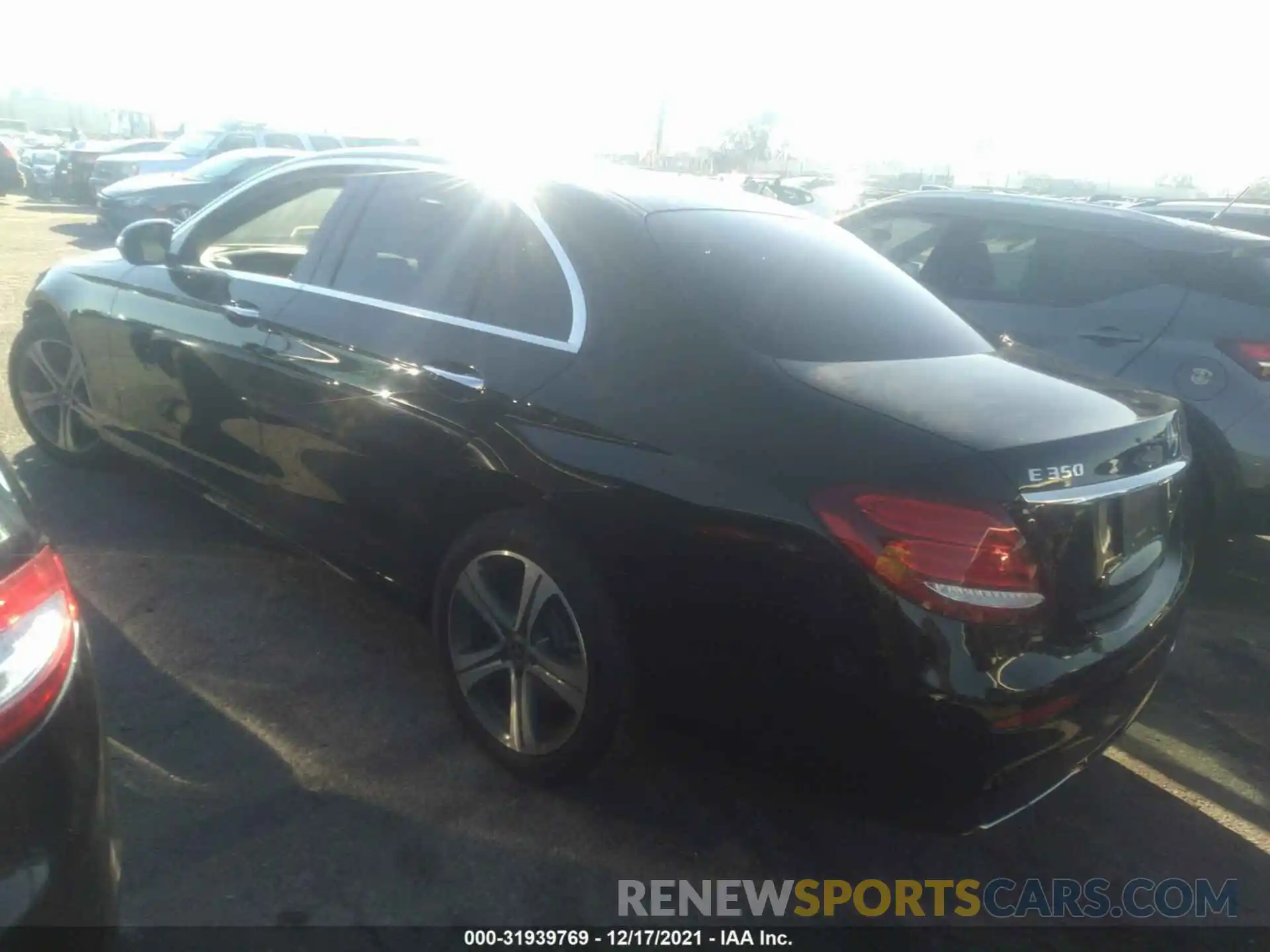 3 Photograph of a damaged car WDDZF8DB2LA751718 MERCEDES-BENZ E-CLASS 2020