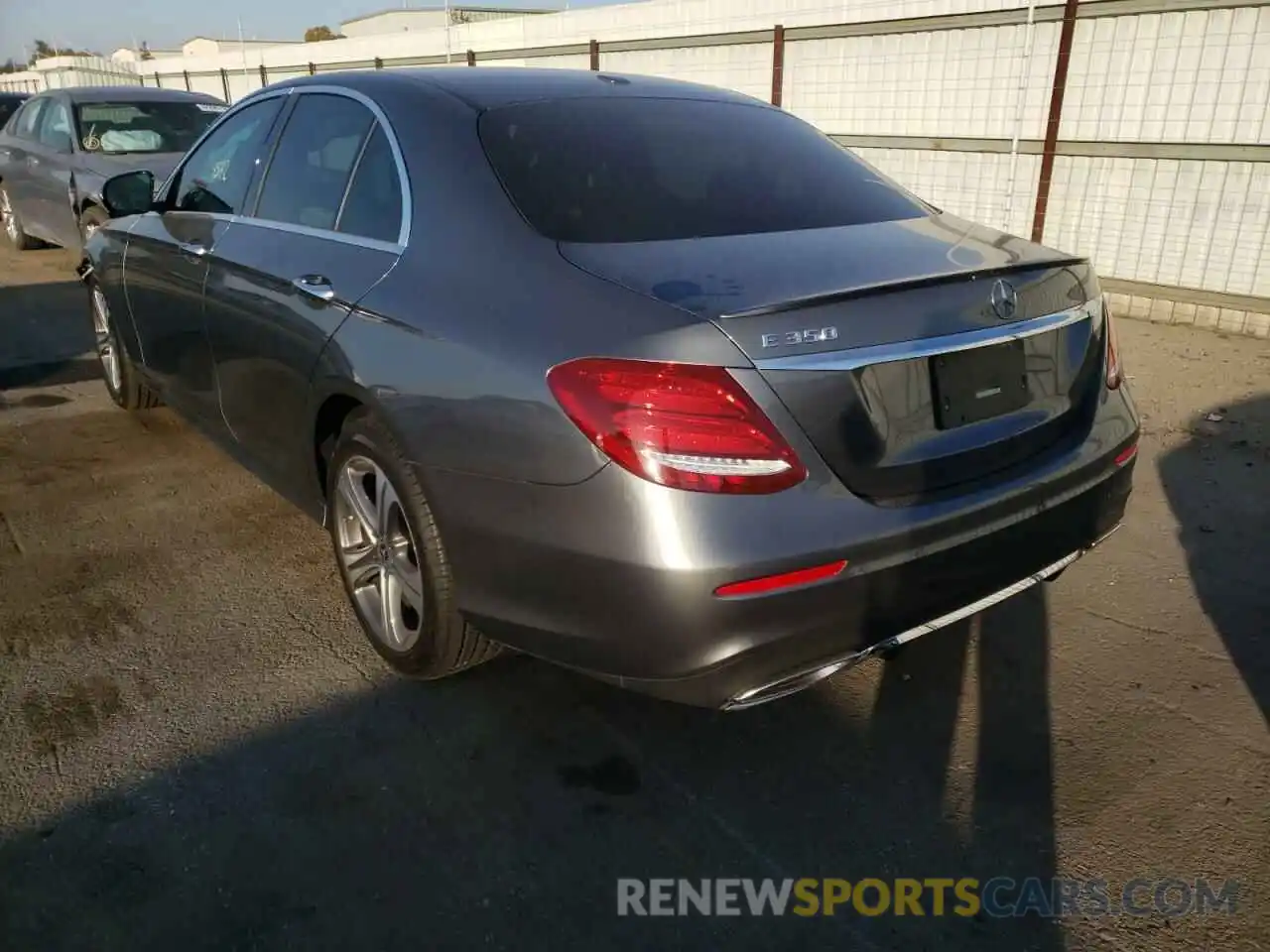 3 Photograph of a damaged car WDDZF8DB3LA708392 MERCEDES-BENZ E-CLASS 2020