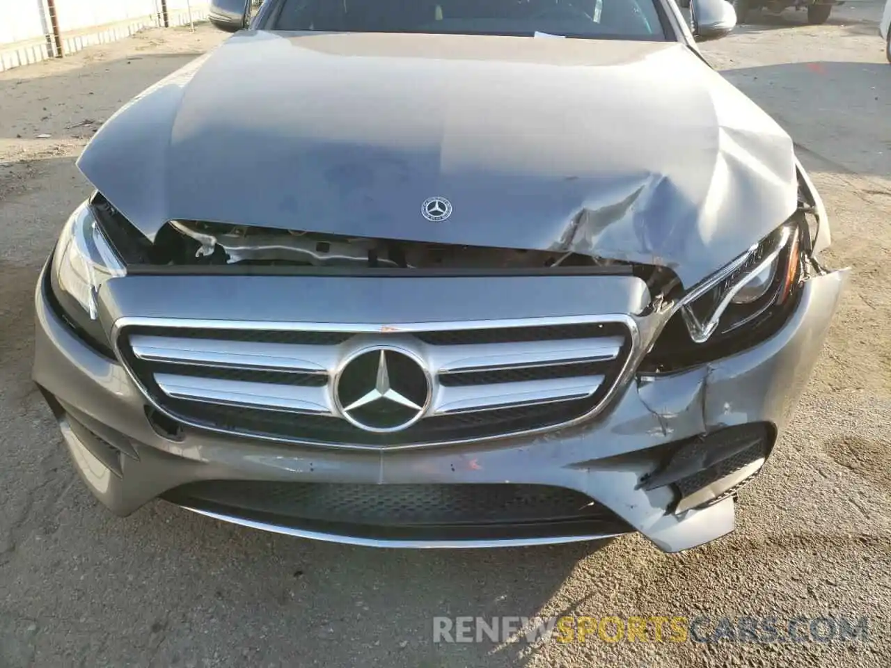 9 Photograph of a damaged car WDDZF8DB3LA708392 MERCEDES-BENZ E-CLASS 2020