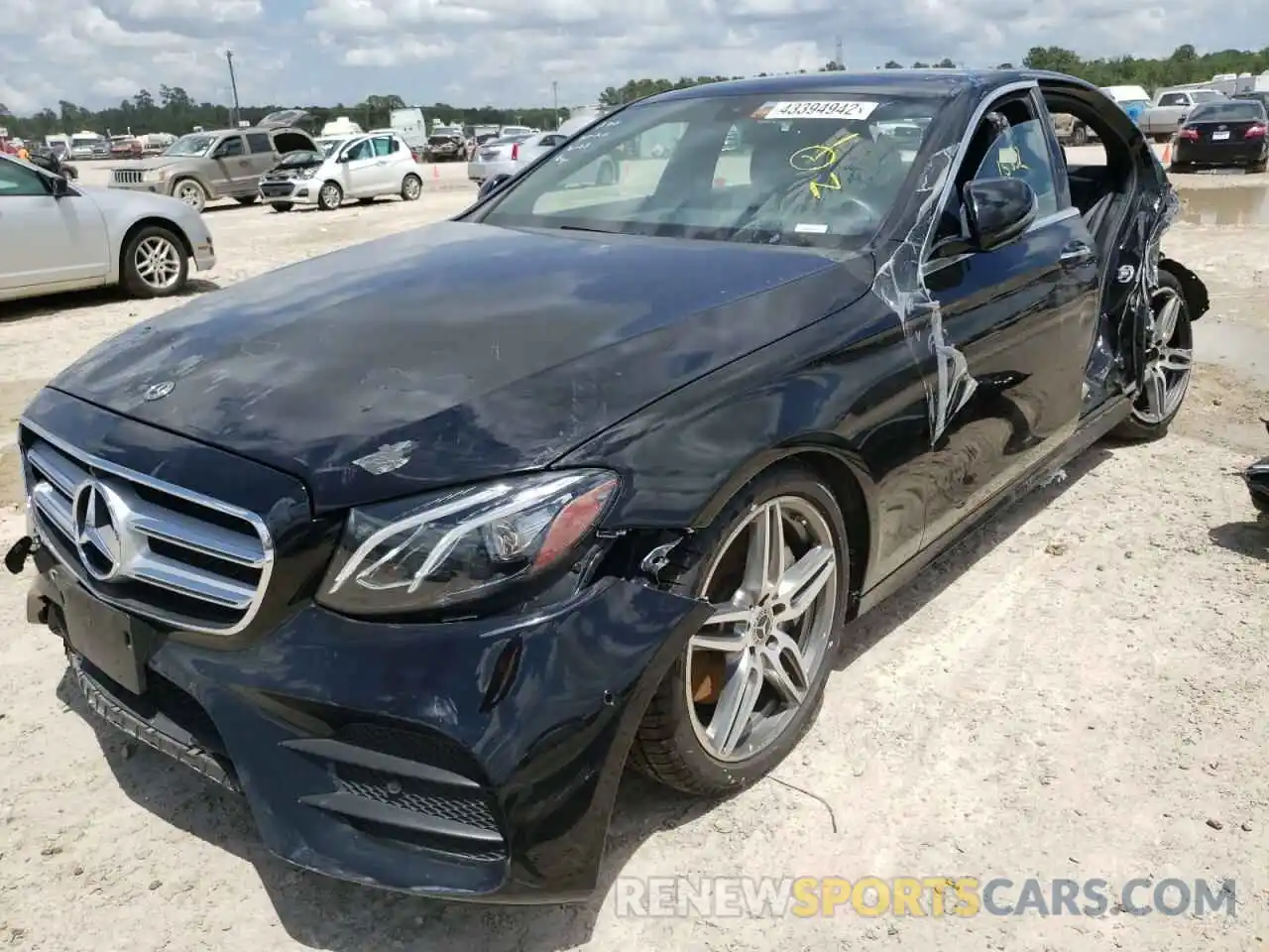 2 Photograph of a damaged car WDDZF8DB3LA709994 MERCEDES-BENZ E-CLASS 2020