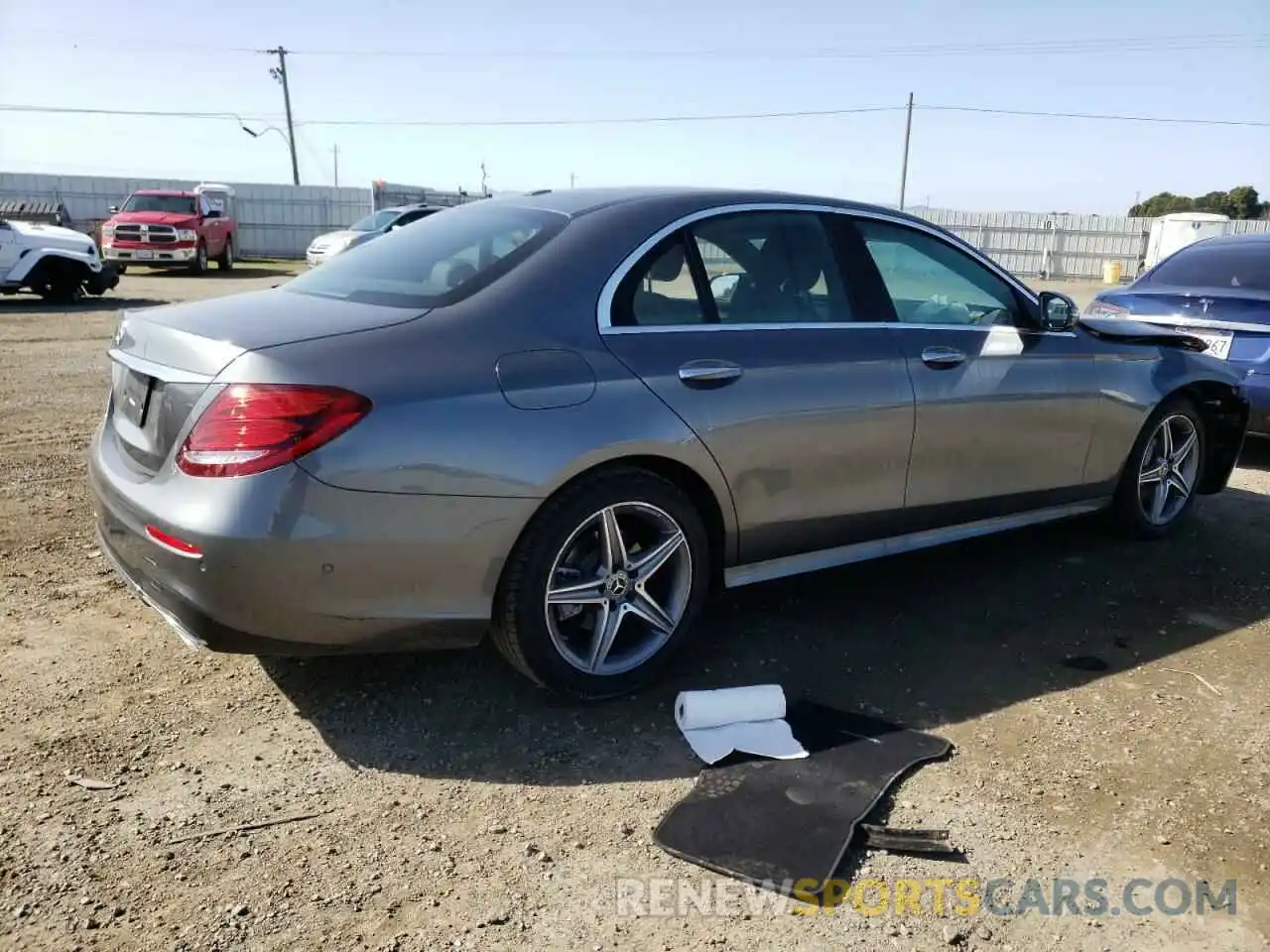 3 Photograph of a damaged car WDDZF8DB3LA714385 MERCEDES-BENZ E-CLASS 2020