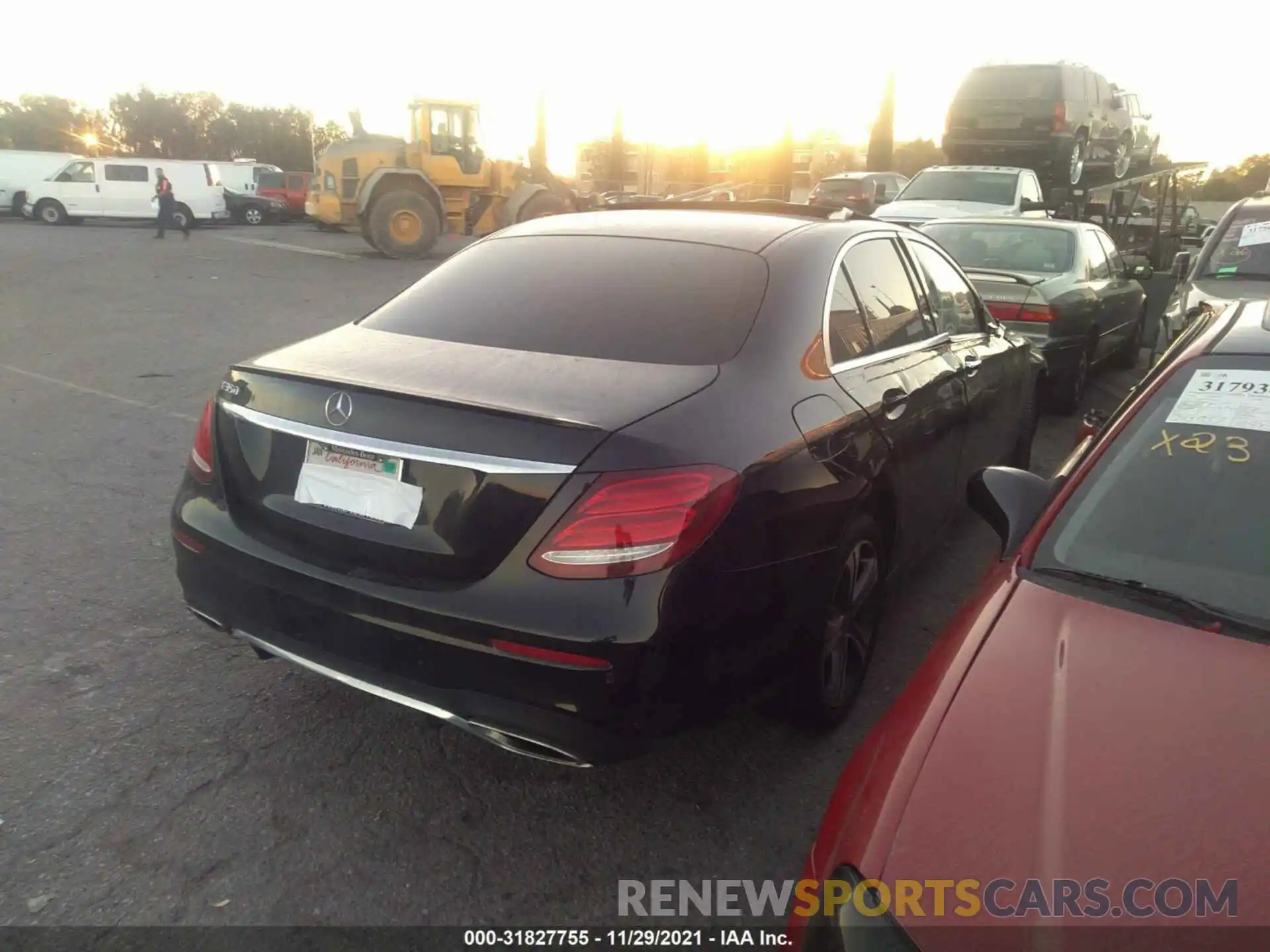 4 Photograph of a damaged car WDDZF8DB3LA750609 MERCEDES-BENZ E-CLASS 2020