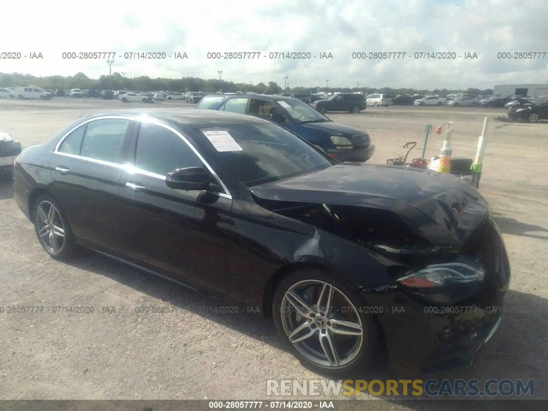 1 Photograph of a damaged car WDDZF8DB3LA752859 MERCEDES-BENZ E-CLASS 2020