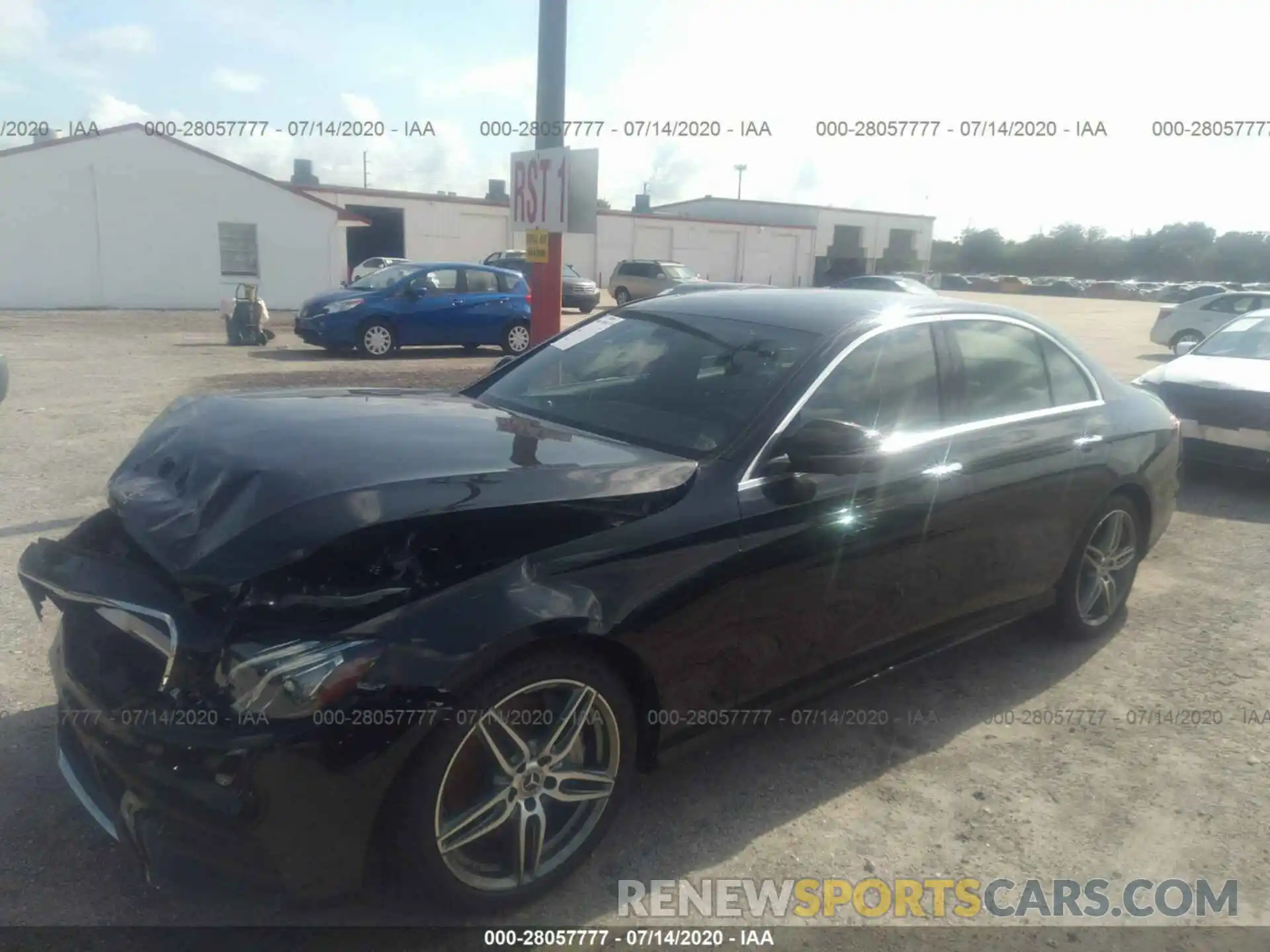 2 Photograph of a damaged car WDDZF8DB3LA752859 MERCEDES-BENZ E-CLASS 2020