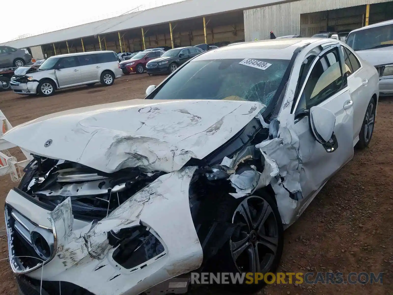 2 Photograph of a damaged car WDDZF8DB4LA733141 MERCEDES-BENZ E CLASS 2020