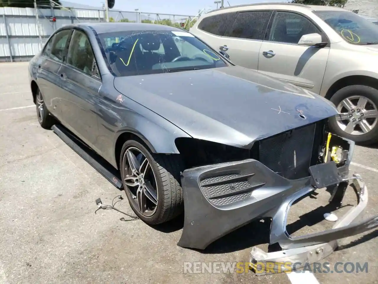 1 Photograph of a damaged car WDDZF8DB4LA753180 MERCEDES-BENZ E-CLASS 2020