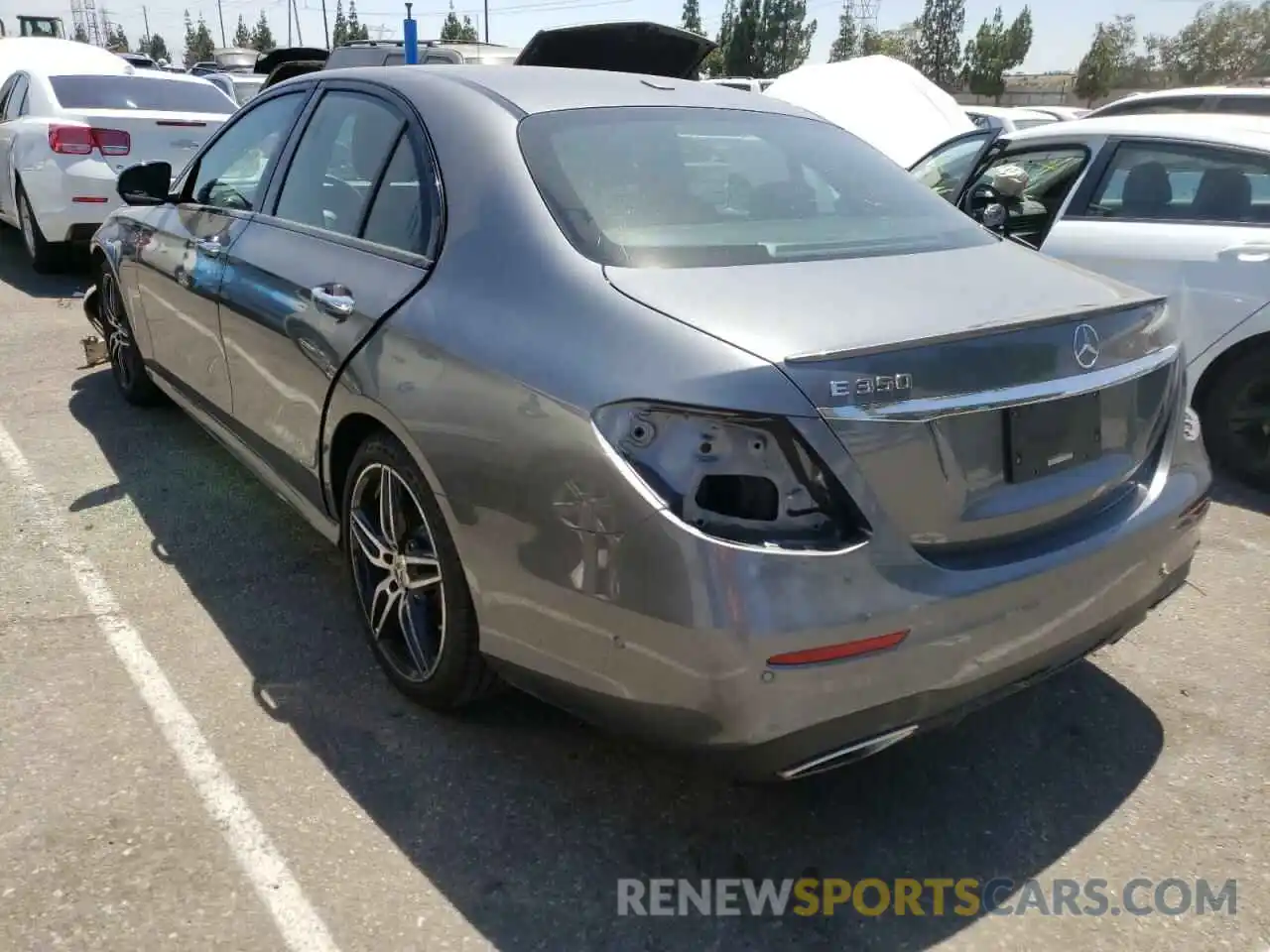 3 Photograph of a damaged car WDDZF8DB4LA753180 MERCEDES-BENZ E-CLASS 2020