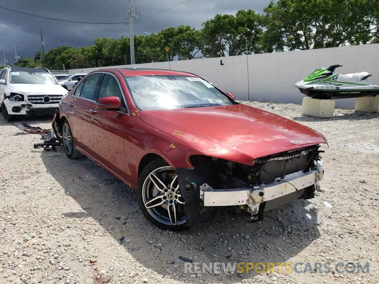 1 Photograph of a damaged car WDDZF8DB4LA753261 MERCEDES-BENZ E-CLASS 2020