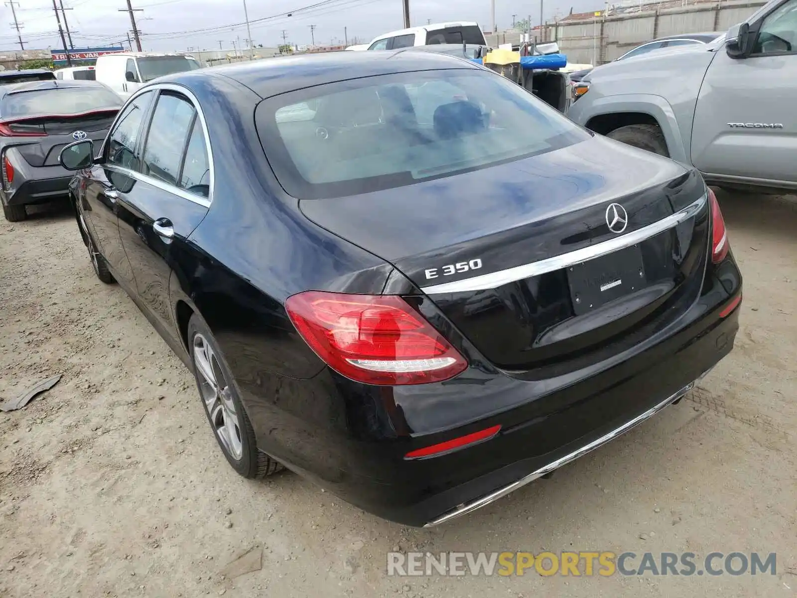 3 Photograph of a damaged car WDDZF8DB5LA710287 MERCEDES-BENZ E CLASS 2020