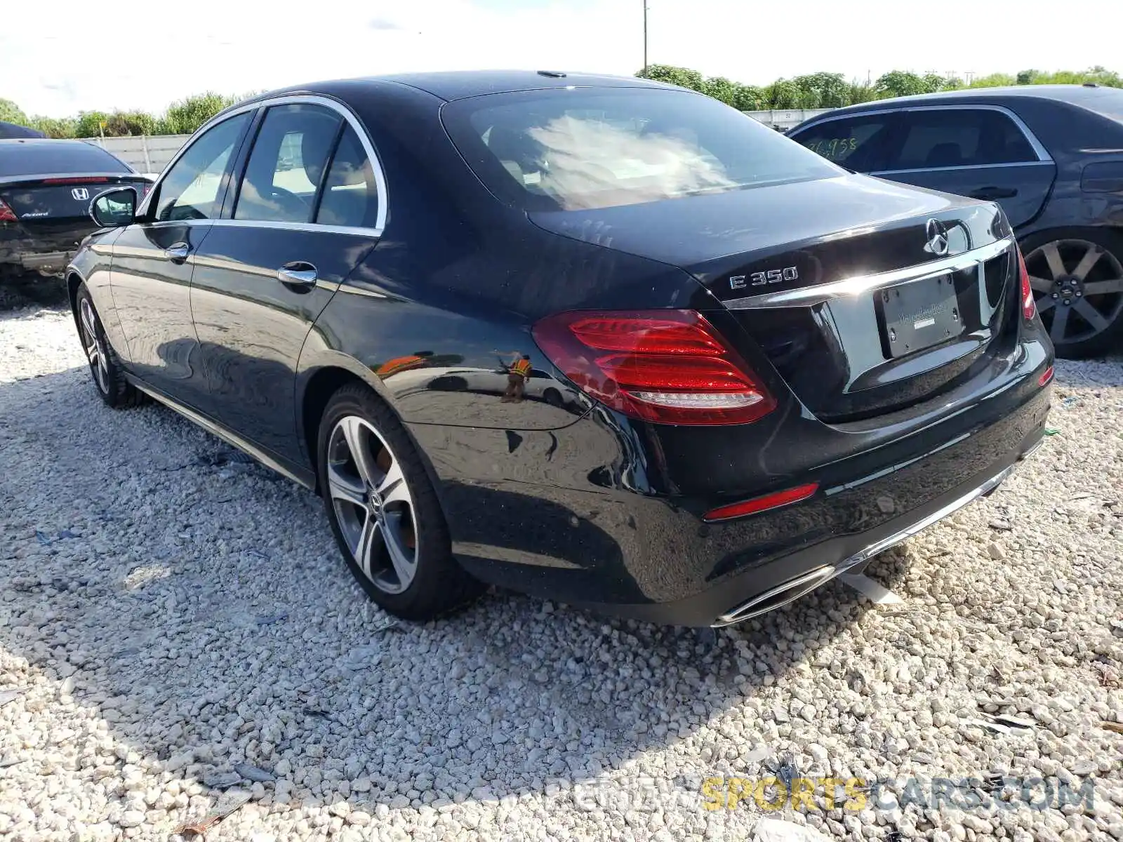 3 Photograph of a damaged car WDDZF8DB7LA710355 MERCEDES-BENZ E-CLASS 2020