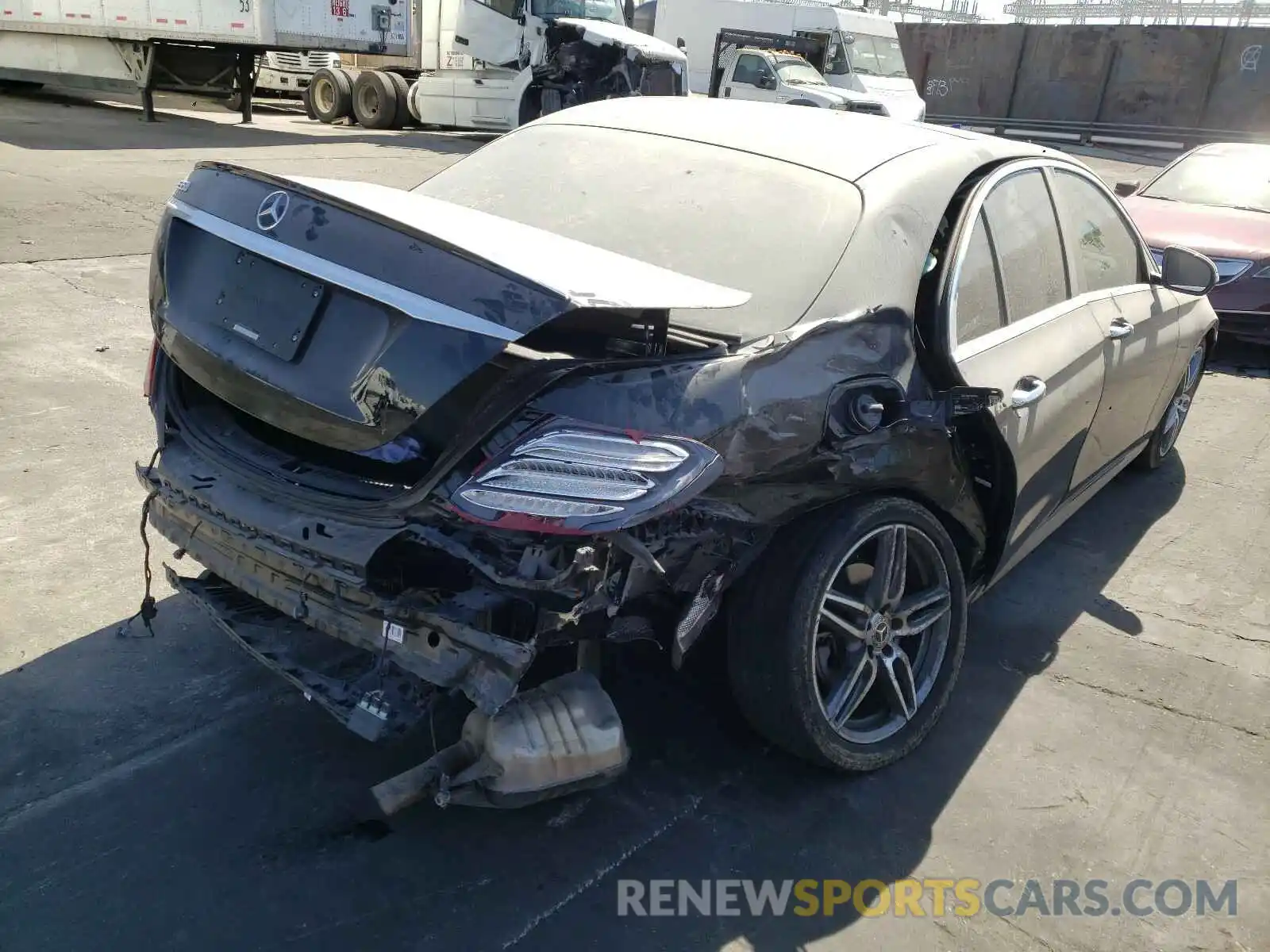 9 Photograph of a damaged car WDDZF8DB8LA727598 MERCEDES-BENZ E CLASS 2020